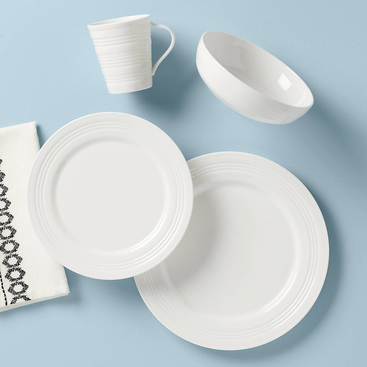 4-Piece Tin Can Alley Four Degree Dinnerware Set - Elegant Table Setting for Casual Dining & Entertaining