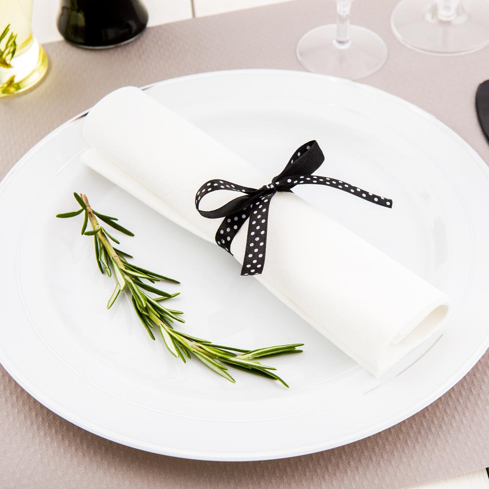 Premium Black Plastic Cutlery Set with White Napkins & Polka Dot Ribbon - 100-Piece Box (7.25