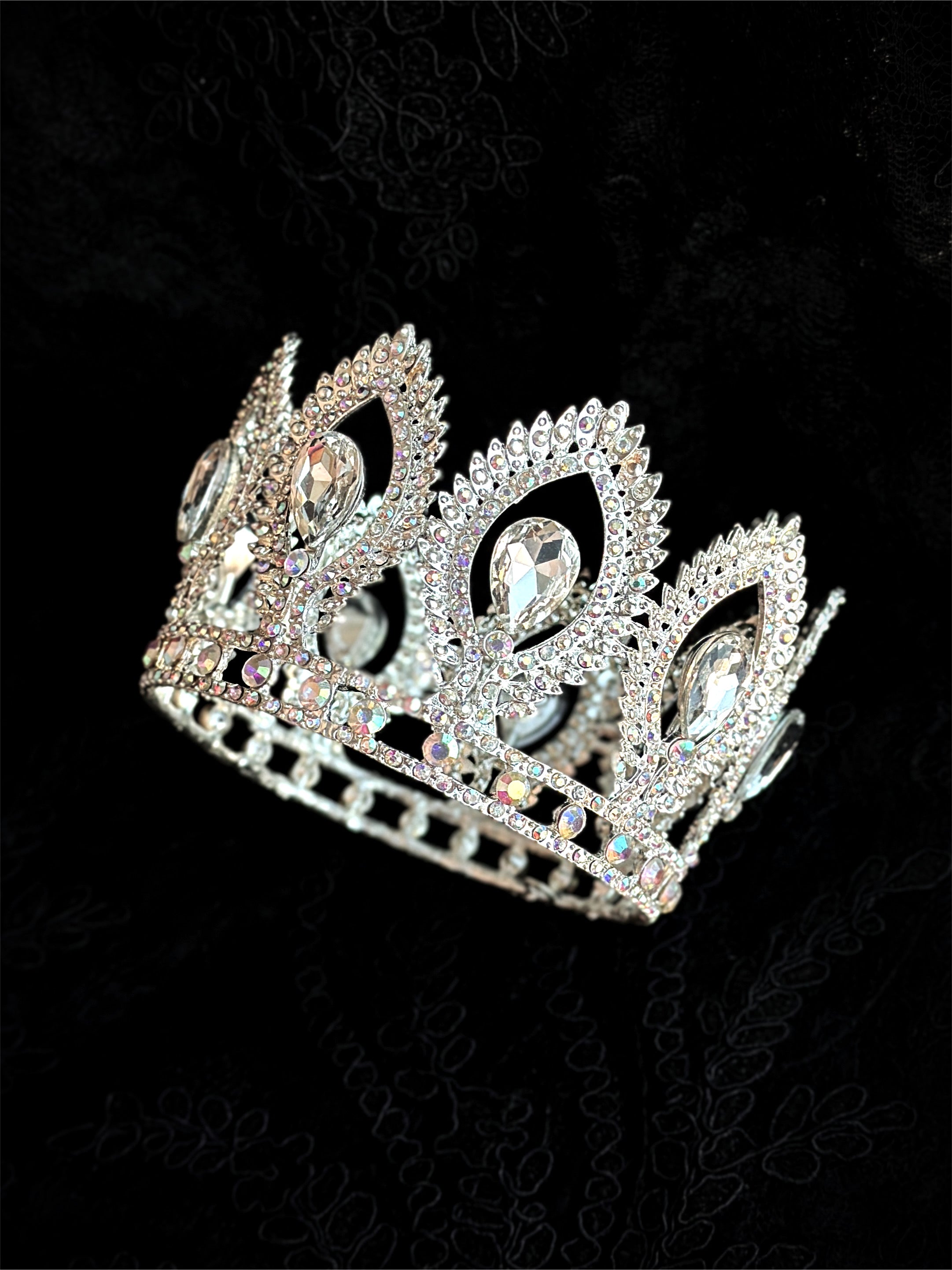 Frostlight Majesty Crown - Elegant Silver Tiara for Women | Perfect for Weddings, Prom, Cosplay & Special Occasions