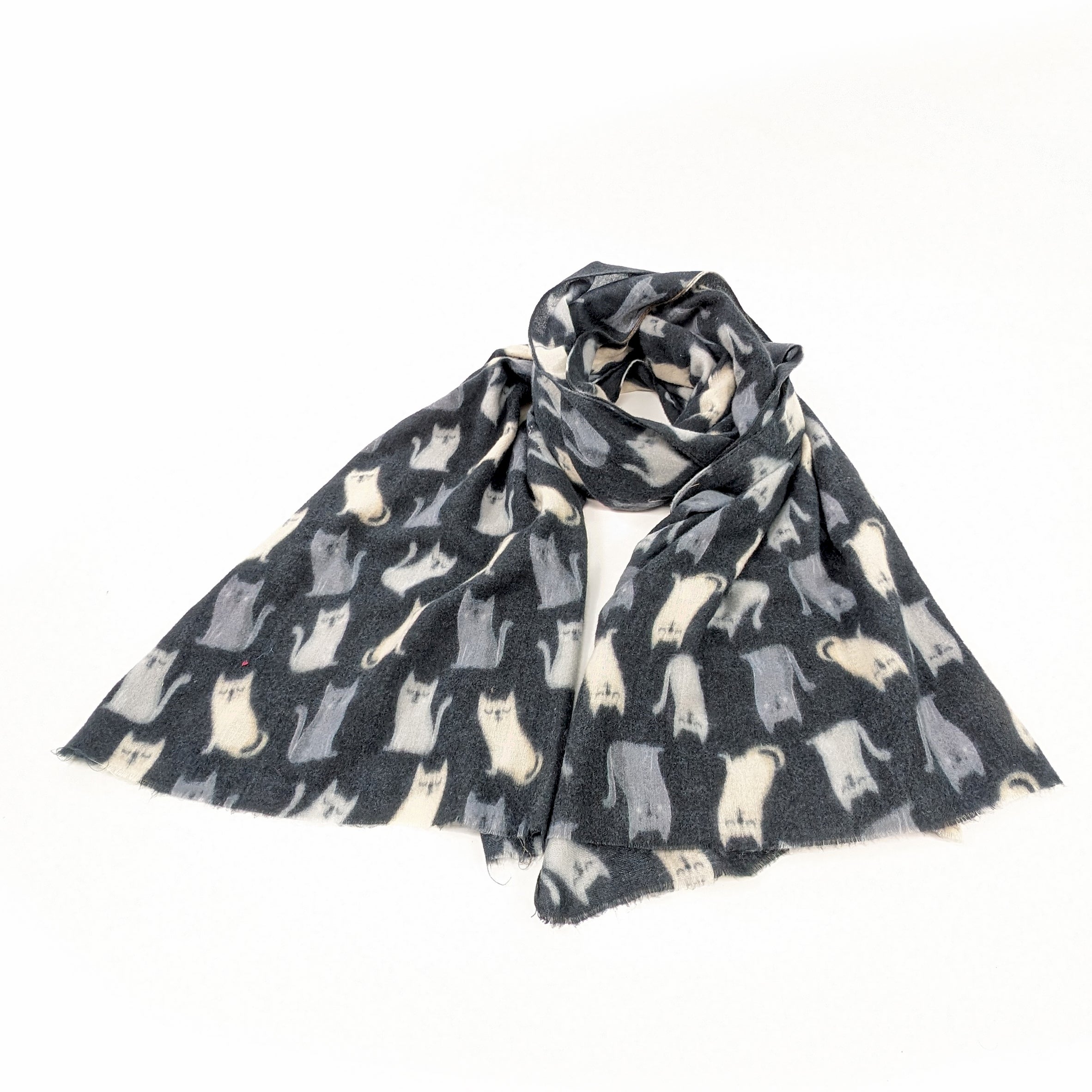Fluffy Cat Scarf for Women & Men - Soft Winter Fashion Accessory (85x180cm, Black) - Perfect for Cold Weather, Christmas Gifts & Cozy Outfits