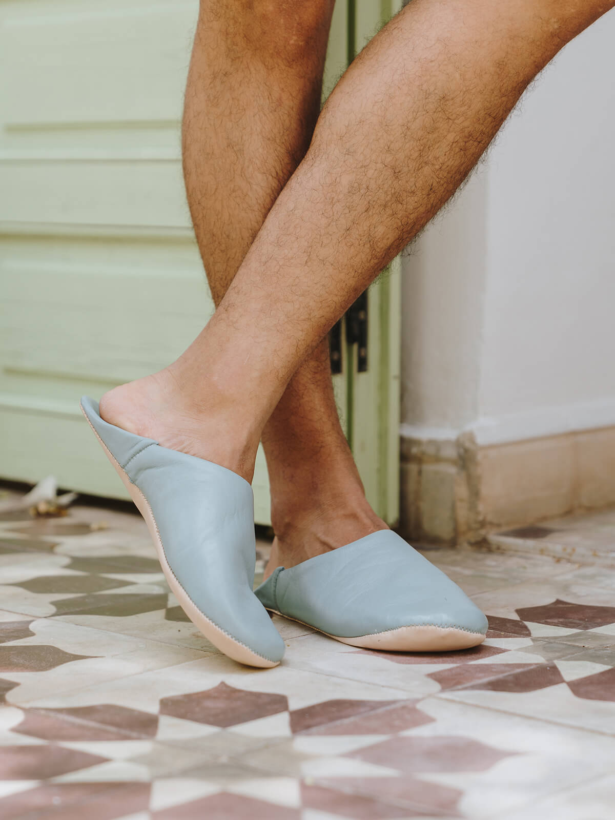 Authentic Moroccan Men's Babouche Slippers - Soft Leather Grey House Shoes | Comfortable Indoor/Outdoor Slippers for Relaxation & Lounge Wear