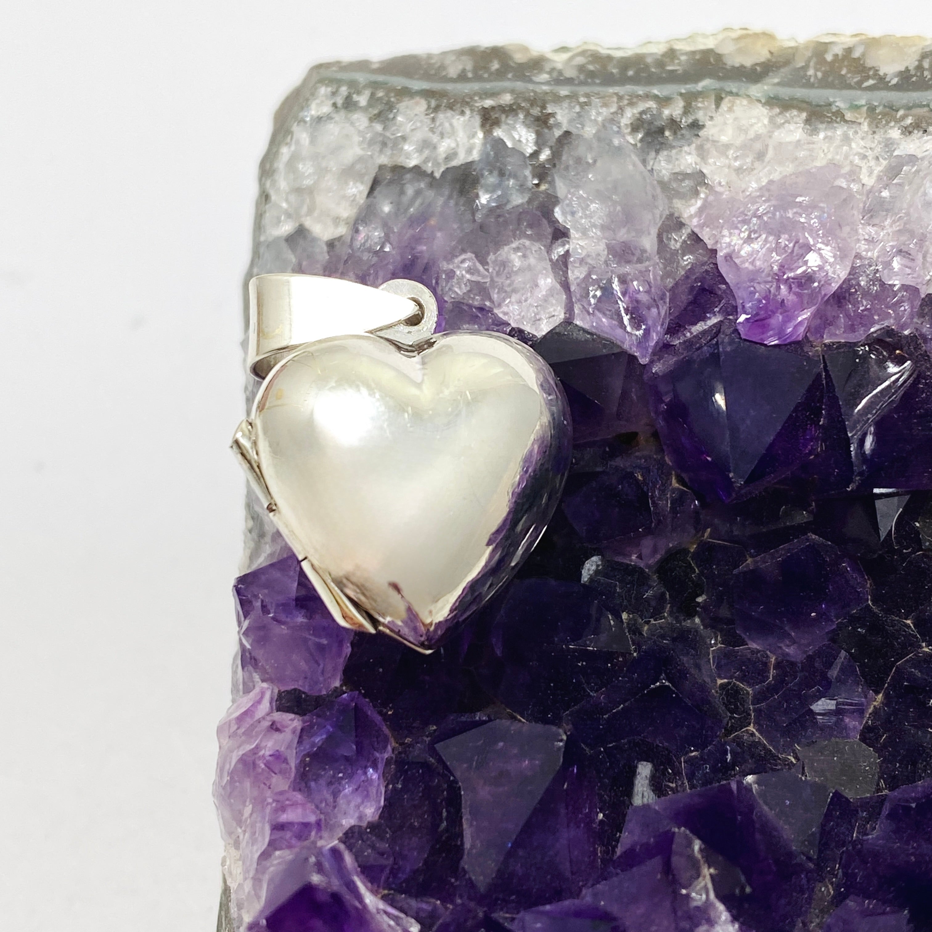 15mm x 15mm Heart Locket Necklace - Sterling Silver SV07 122 - Perfect Gift for Valentine's Day, Anniversary & Romantic Occasions