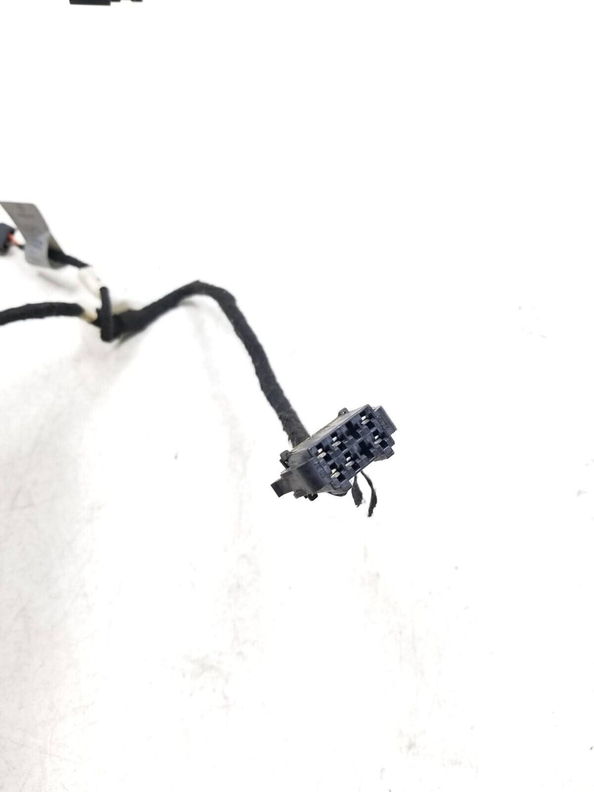 04-06 Porsche Cayenne Front Passenger Seat Wire Harness 7L0971384B OEM Replacement - Perfect for Car Repairs & Electrical System Maintenance