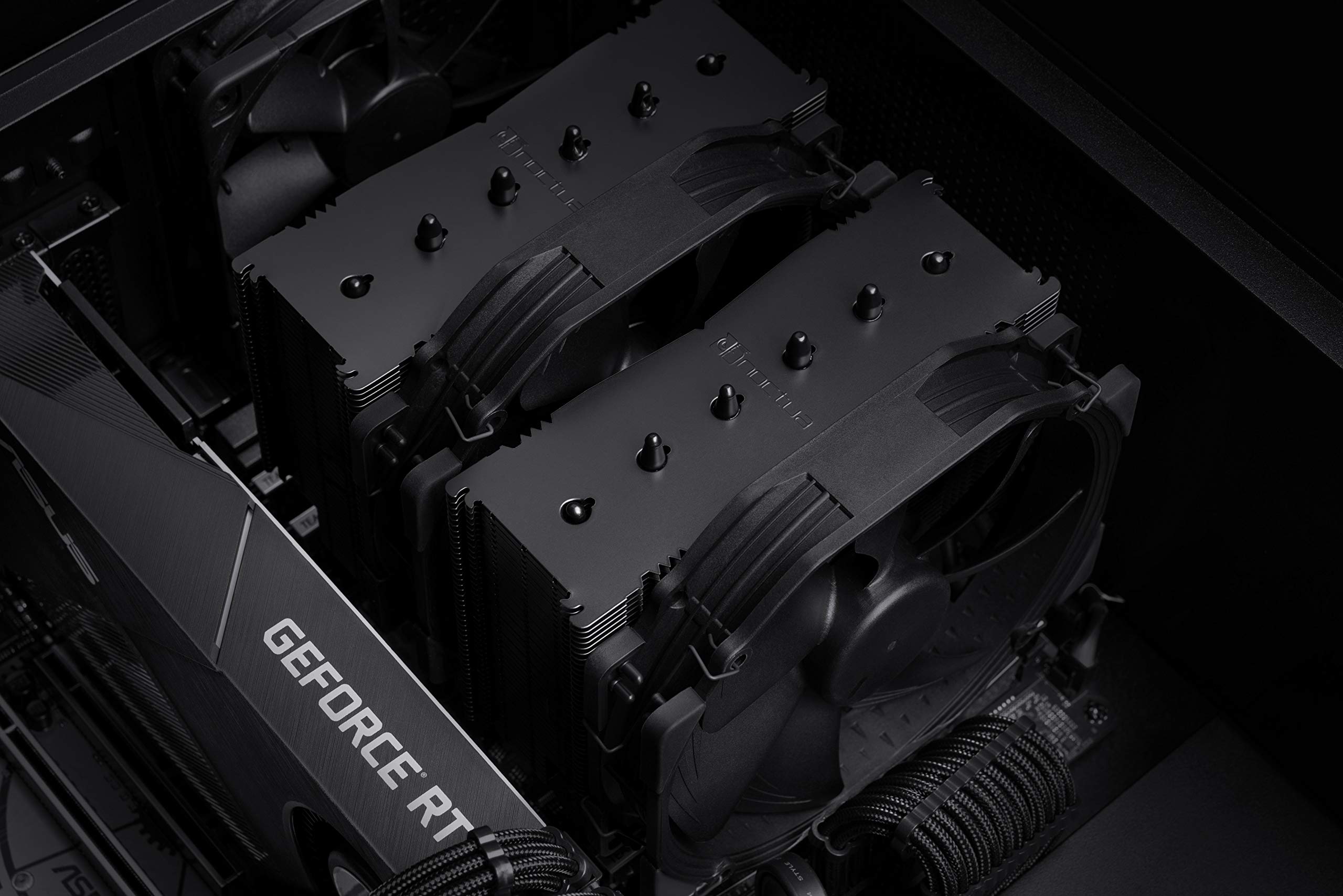Noctua NH-D15 chromax.Black Premium Dual Tower CPU Cooler with 140mm Fans - High Performance Air Cooling for Gaming PC, Workstation & Overclocking - Quiet Operation & Black Aesthetic Design