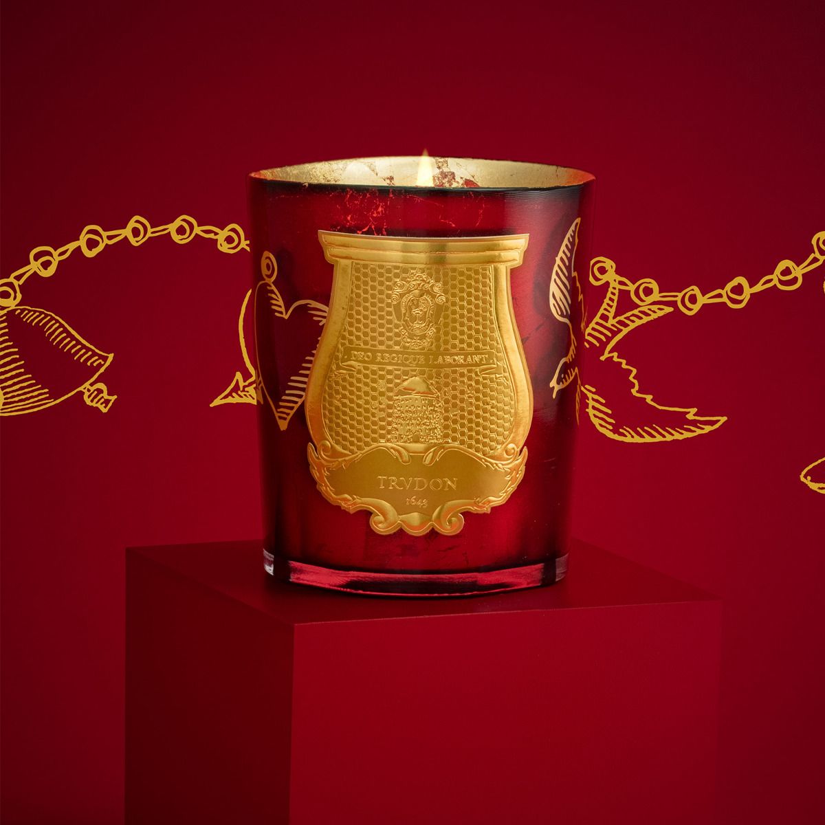 Cire Trudon Gloria Classic Scented Candle - Luxury Home Fragrance for Relaxation & Romantic Ambiance
