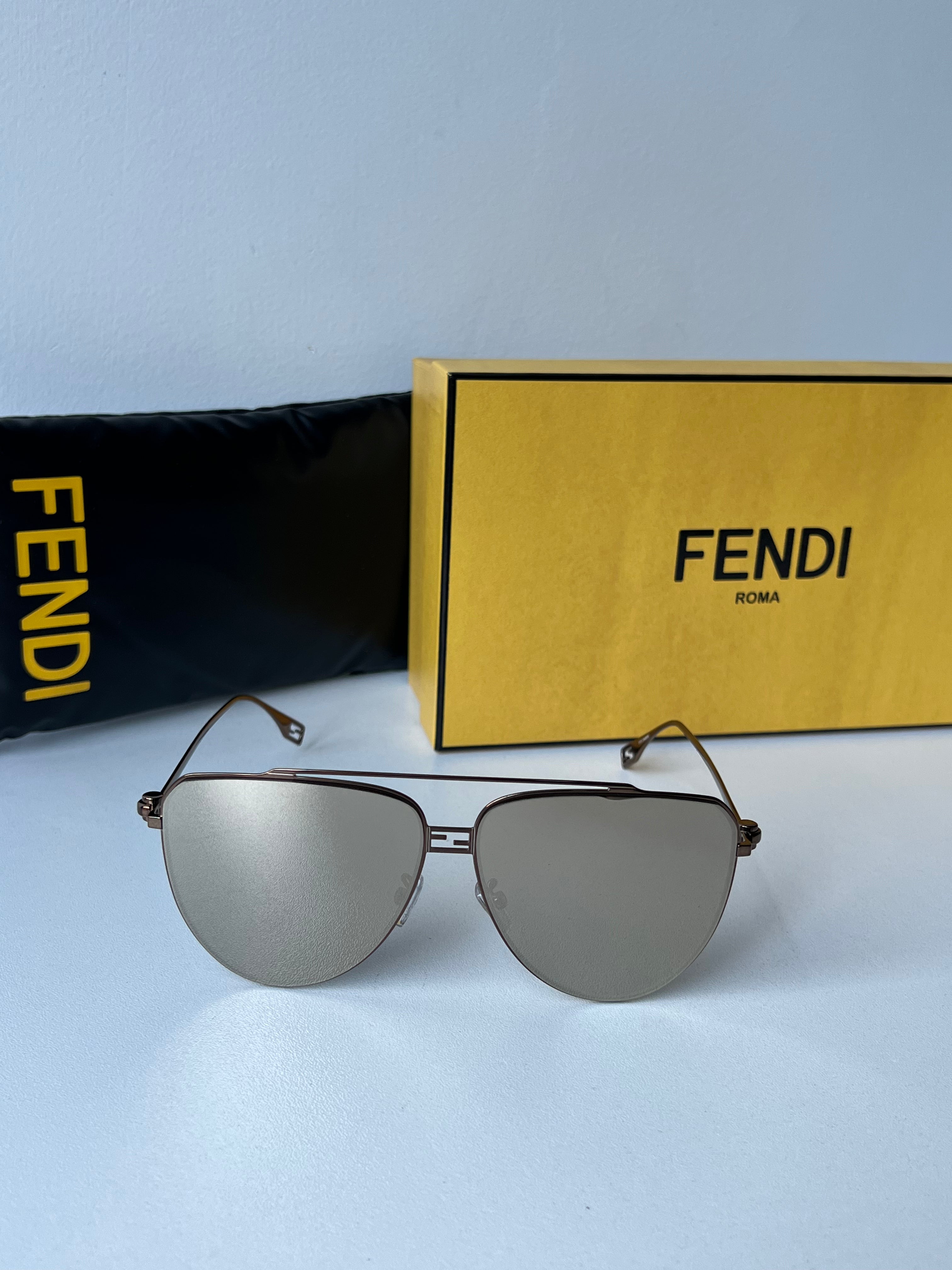 Fendi Baguette FE40122U Aviator Sunglasses - Bronze Mirror Lens Luxury Designer Shades for Women & Men | Perfect for Travel, Driving & Outdoor Fashion
