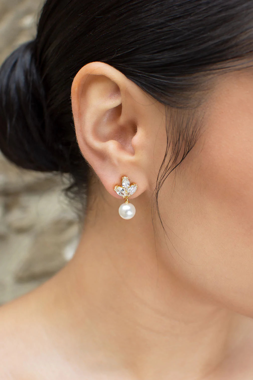 Lola Pretty Pearl Drop Bridal Earrings - Elegant Wedding Jewelry for Brides, Bridesmaids & Formal Events | Perfect for Weddings, Prom & Evening Occasions