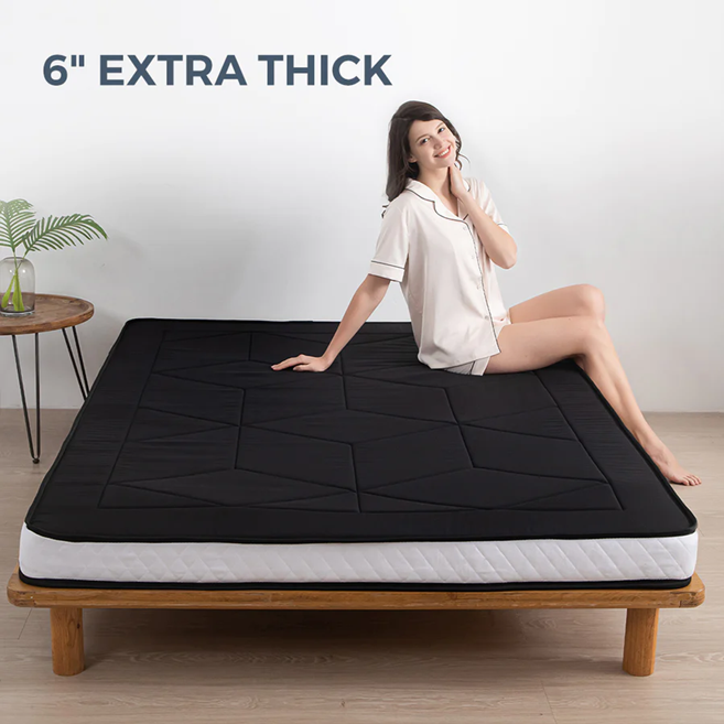 MAXYOYO Padded Japanese Floor Mattress - Black Foldable Roll Up Futon for Bedroom, Guest Room & Travel | Comfortable Floor Sleeping Mat for Adults & Kids