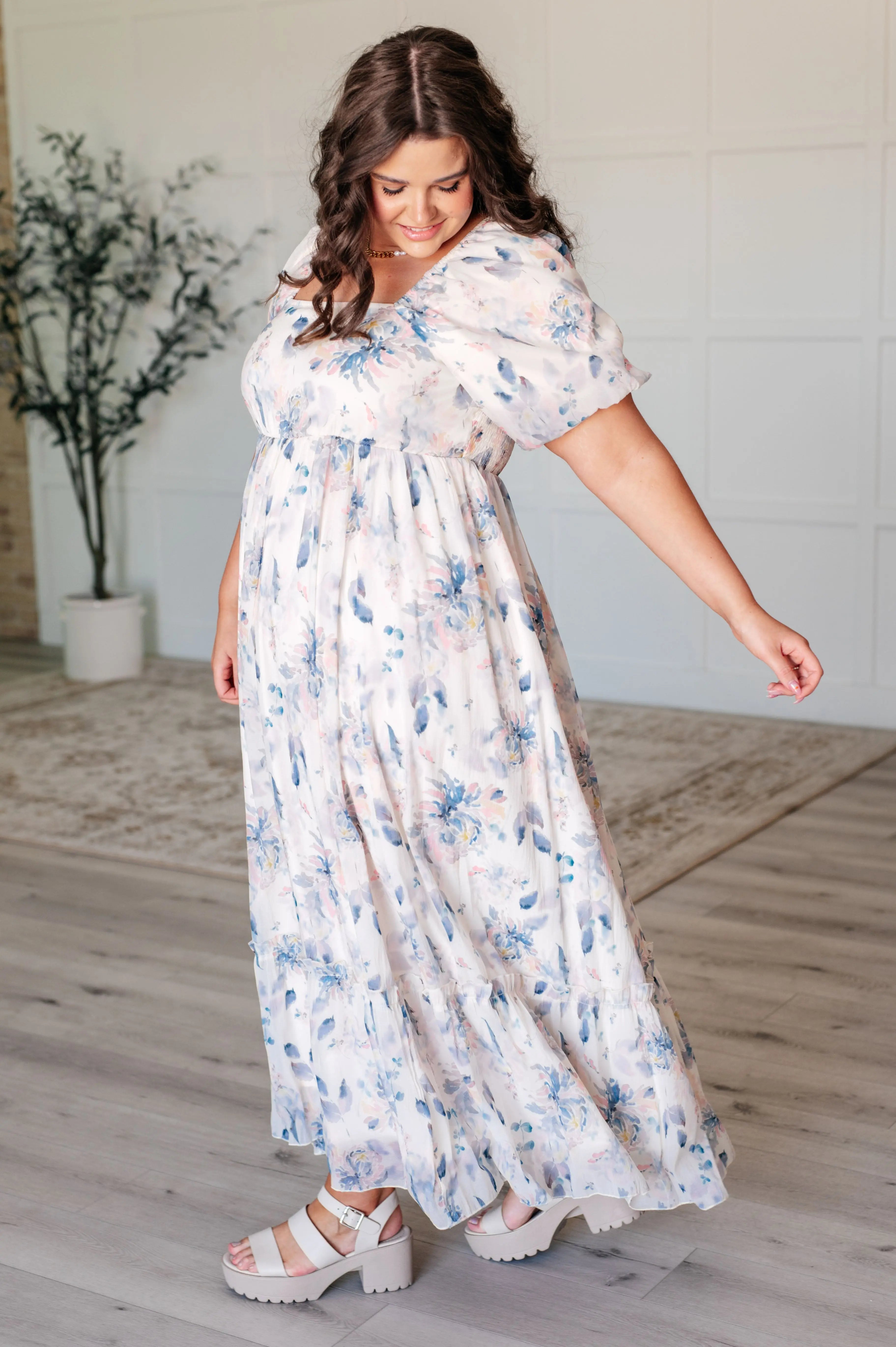 Elegant Balloon Sleeve Floral Dress - Soft Yet Durable Women's Summer Dress for Weddings, Parties & Date Nights