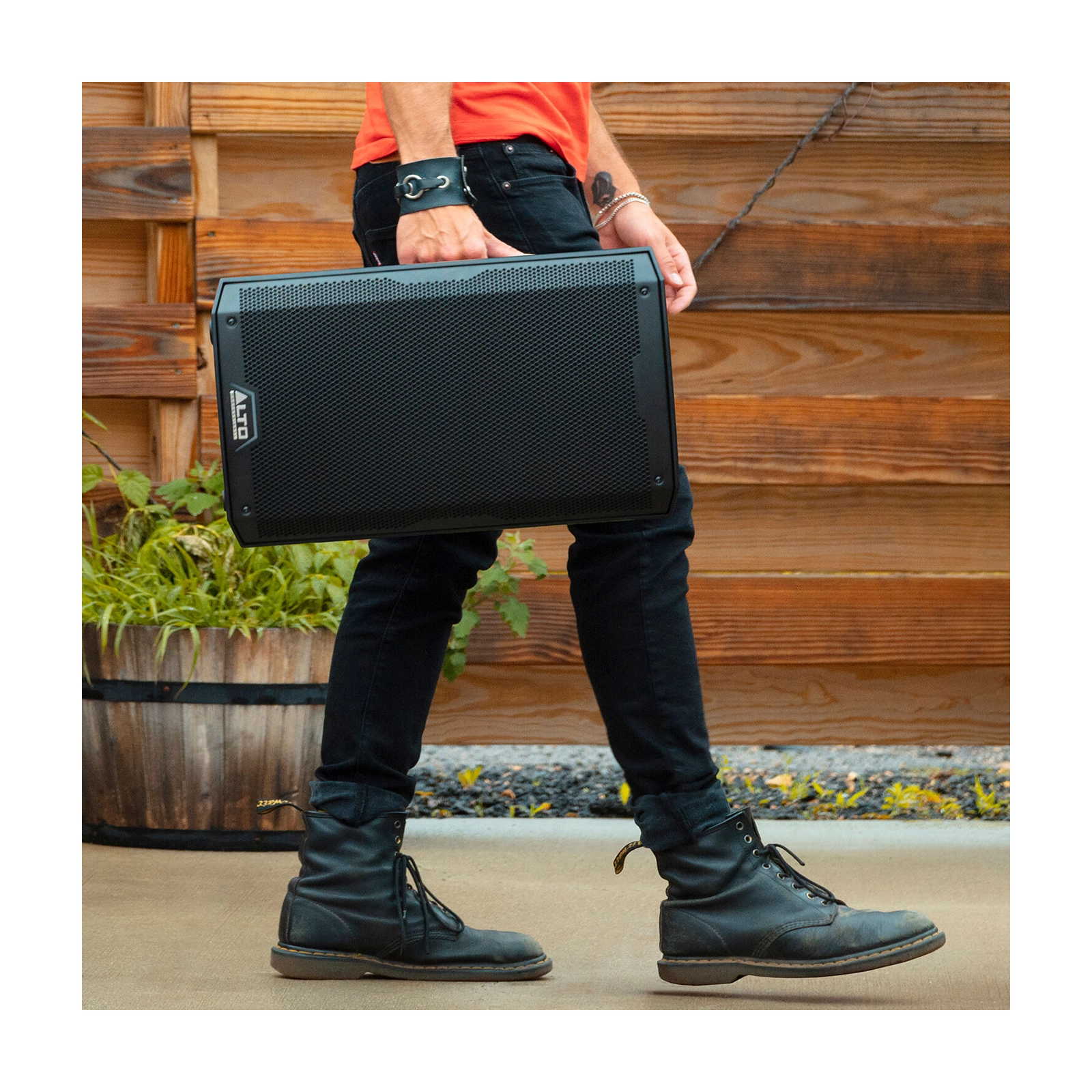Alto Professional TS410 10 Inch 2000W Powered PA Speaker - Perfect for Live Music, DJ Performances & Outdoor Events