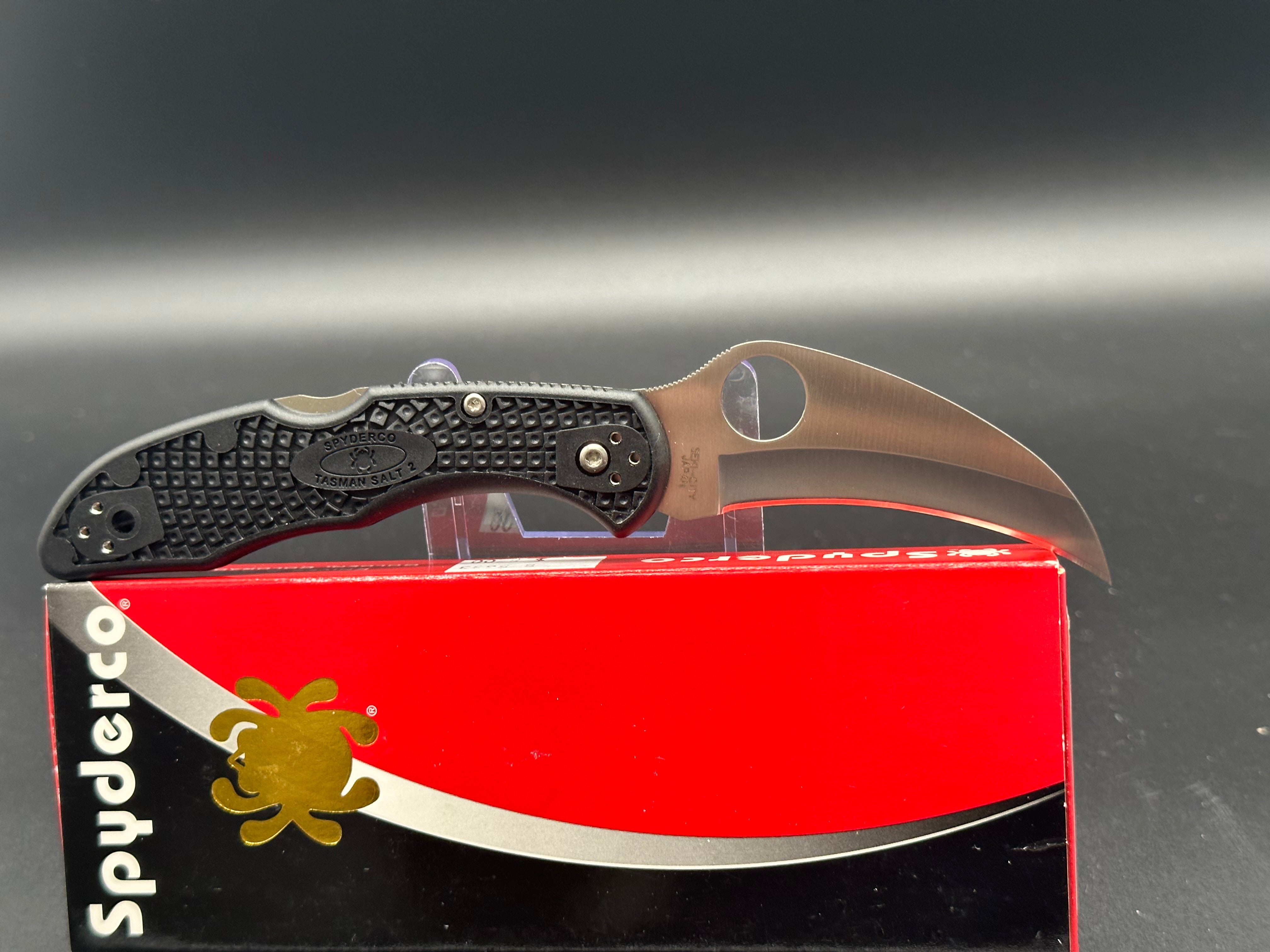 Spyderco C106PBK2 Tasman Salt 2 Folding Knife - Lightweight EDC Pocket Knife for Outdoor, Camping, Hiking & Survival Gear