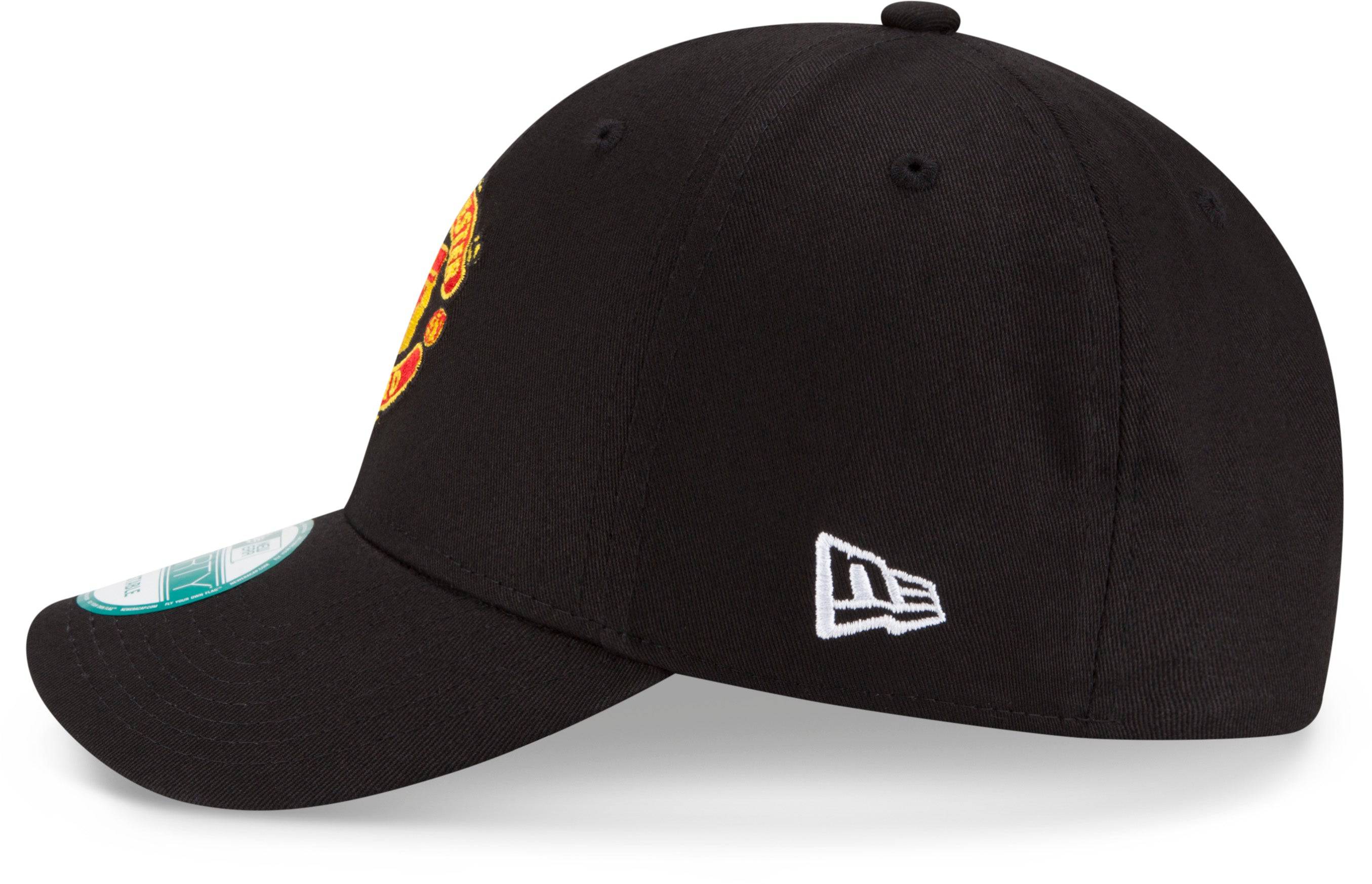 Manchester United FC New Era 9Forty Adjustable Snapback Cap - Black Official Team Logo Baseball Hat for Men & Women - Perfect for Games, Fan Gear & Sports Fashion