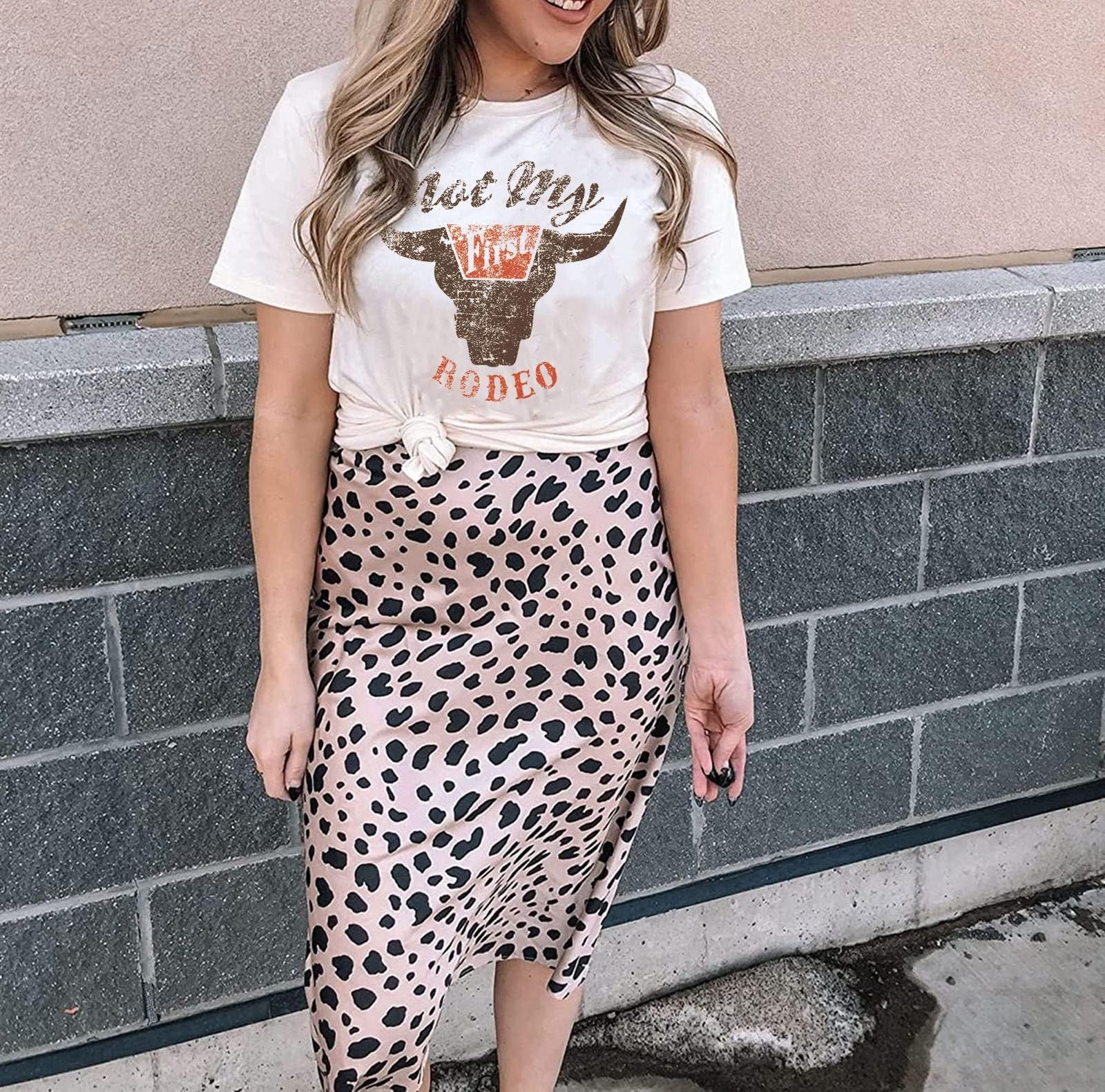 GEMLON Women's Summer Graphic Tee Shirts 2024 - Trendy Loose Fit Short Sleeve T-Shirts for Women | Casual Outfit, Beach Wear & Street Style Fashion