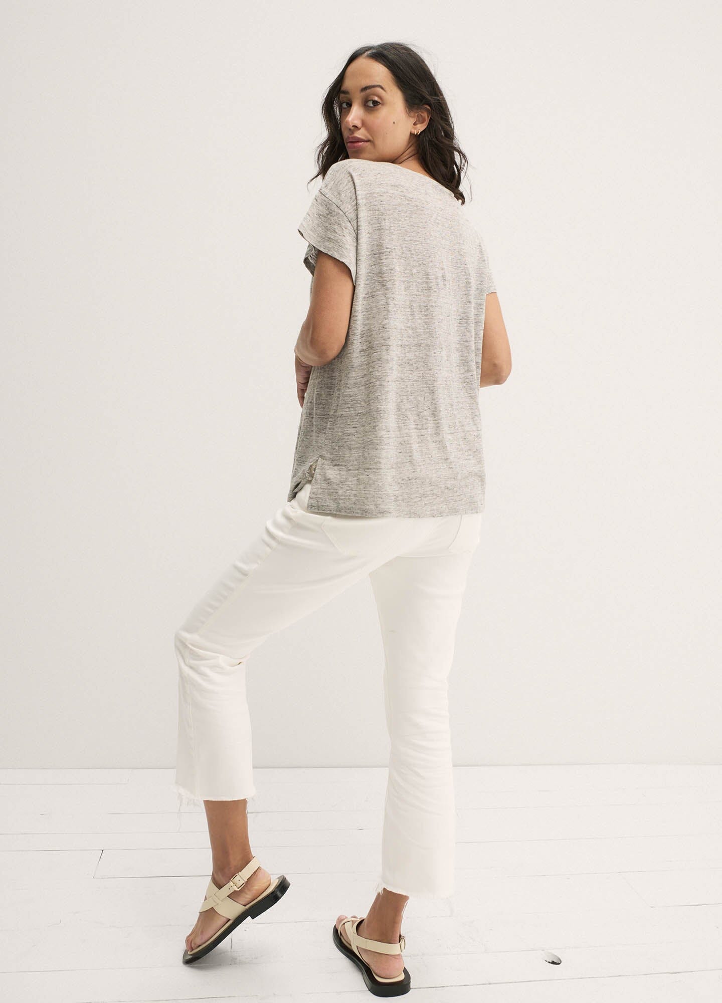 Best Stretchy Maternity Jeans for Pregnant Women - Comfortable High Waist Denim Pants for Pregnancy - Perfect for Everyday Wear, Work & Casual Outfits