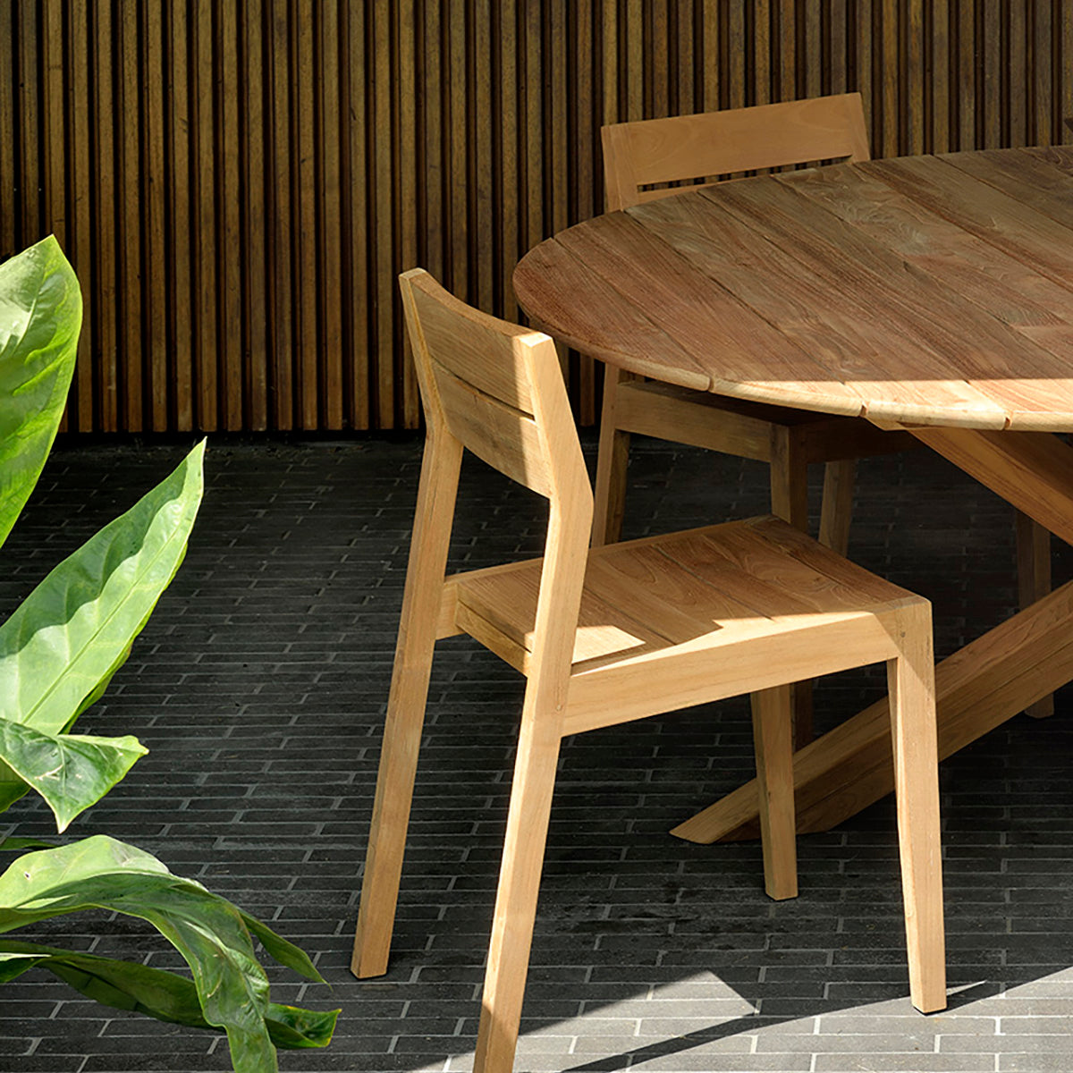 EX1 Outdoor Dining Chair - Waterproof & Rust-Resistant Patio Furniture for Garden, Backyard, Poolside - Comfortable & Durable Outdoor Seating for Dining, Relaxing, Entertaining