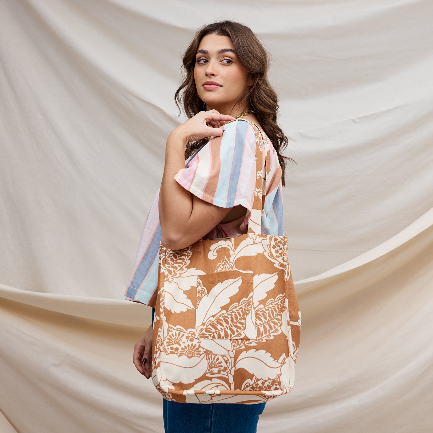 Stylish Lata Tote Bag for Women - Large Canvas Shopper with Zipper Closure - Perfect for Work, Travel, Beach & Everyday Use