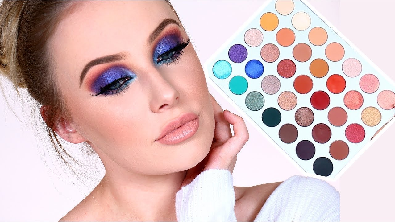 Sai Blossoms Women's Beautiful Eyeshadow Palette - Long Lasting Pigmented Makeup for Day & Night Looks | Perfect for Parties, Weddings & Special Occasions