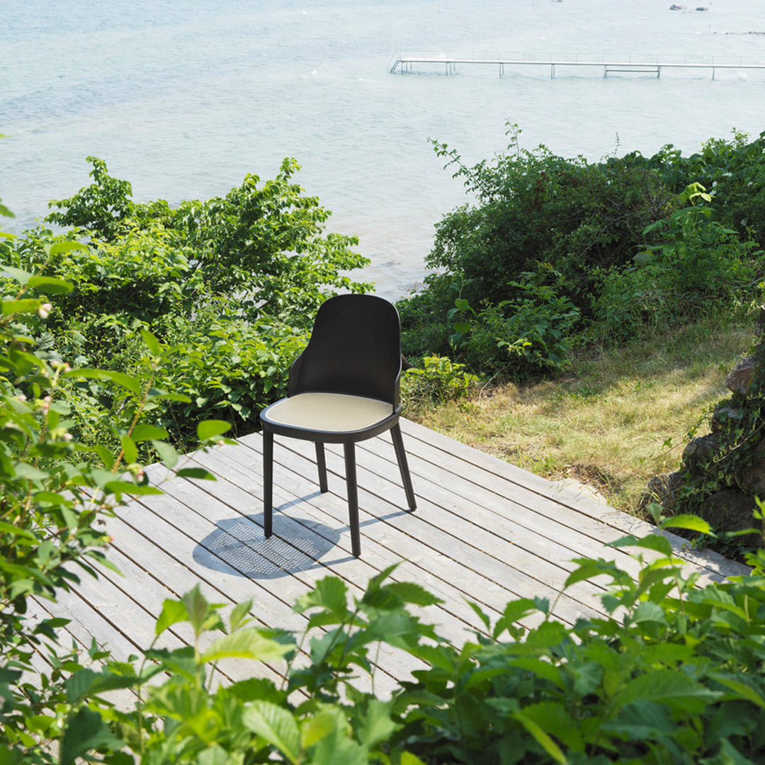 Allez Modern Dining Chair with Wicker Seat - Comfortable Rattan Accent Chair for Kitchen, Dining Room, or Patio - Perfect for Indoor and Outdoor Use