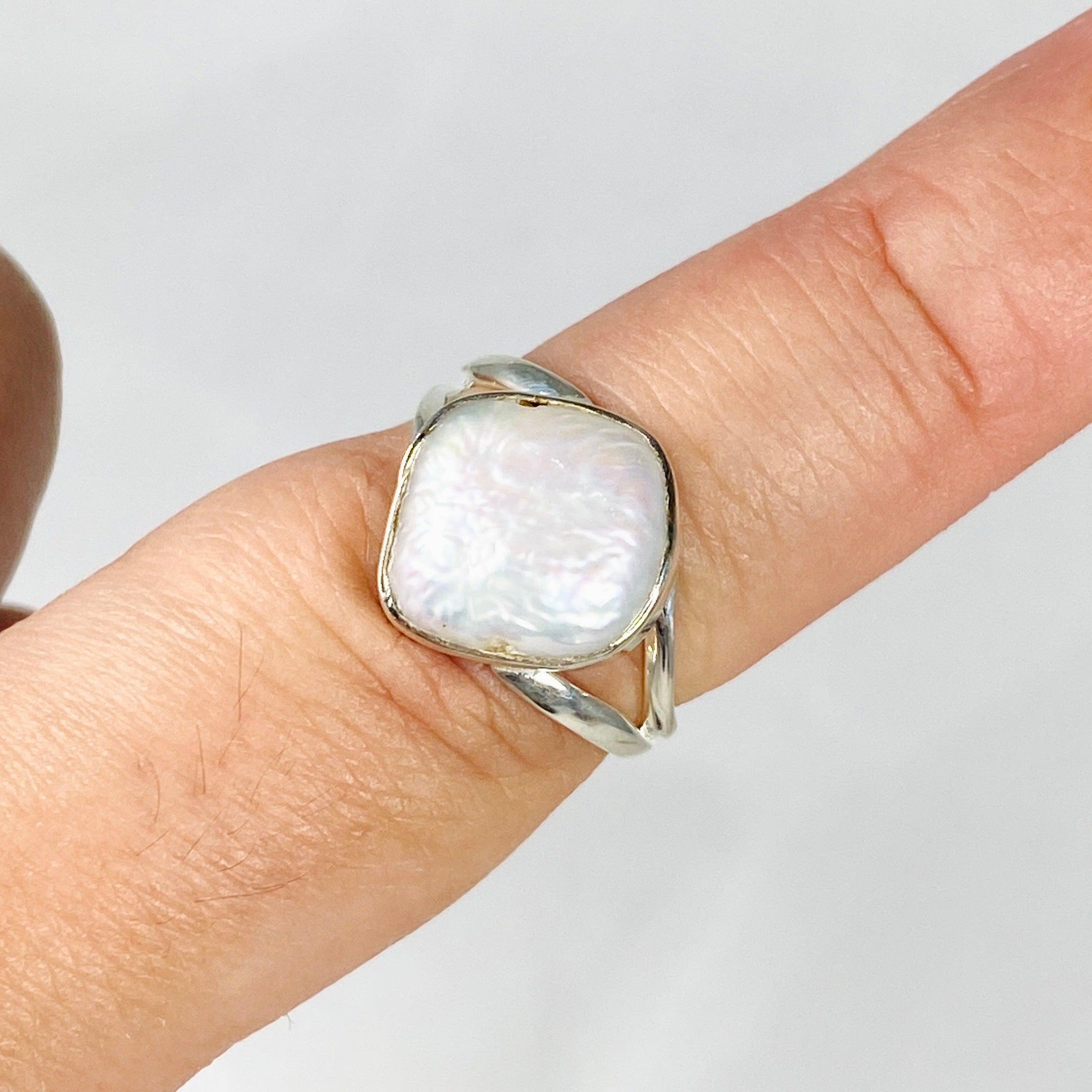 Elegant Pearl Ring Size 8 - KRGJ2931 for Women | Perfect for Weddings, Parties & Special Occasions