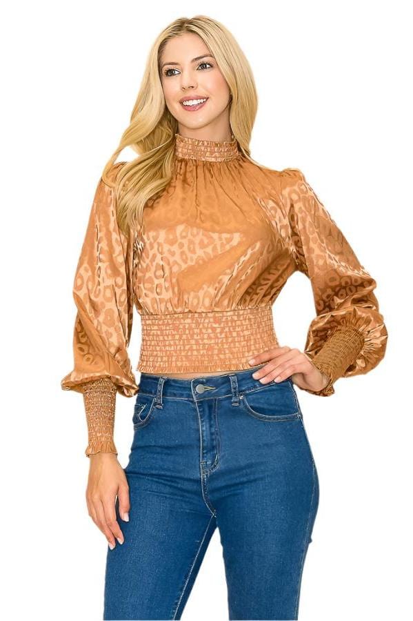 Dee's Stylish Cropped Animal Print Top for Women - Trendy Leopard Print Blouse for Casual Outings & Night Out