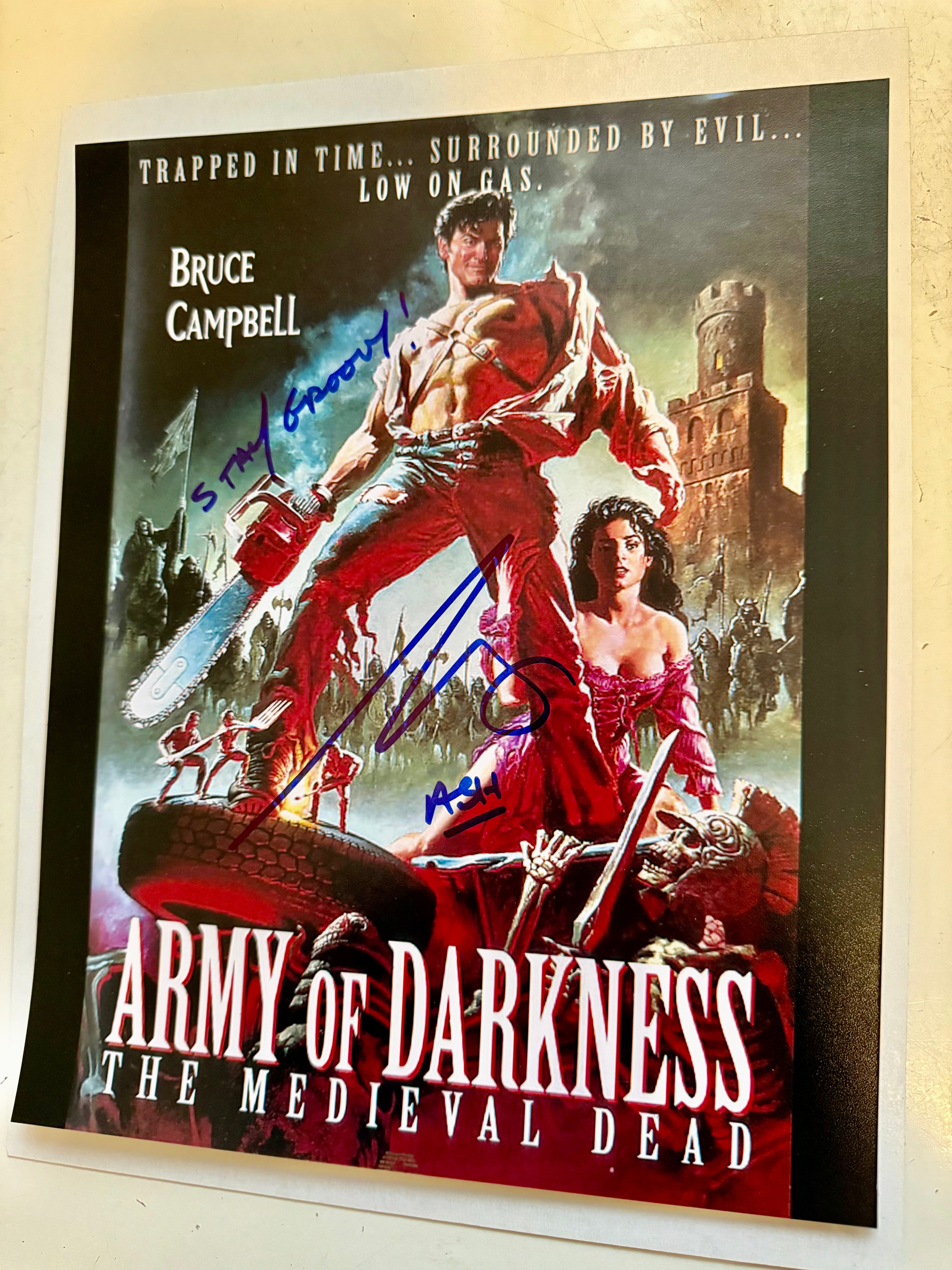 Army of Darkness Movie Bruce Campbell Autographed 8x10 Photo - Rare Collectible with Fanexpo COA - Perfect for Horror Fans & Memorabilia Collectors