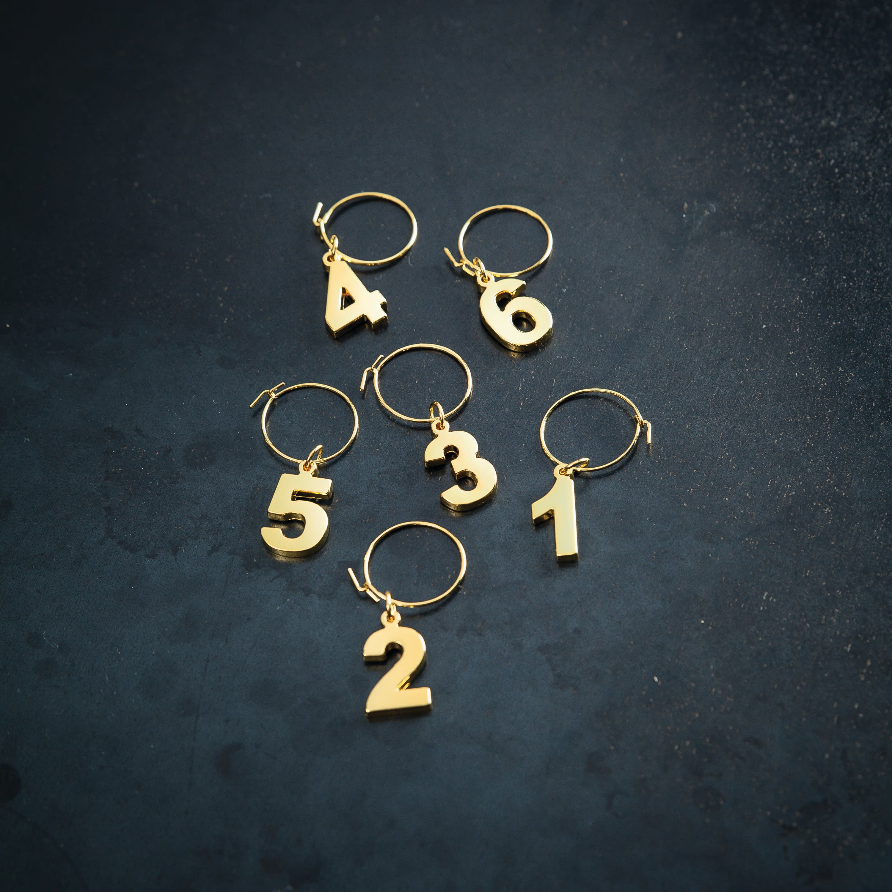 Elegant Gold Plated Wine Charms Set - 6 Unique Designs for Glass Marking - Perfect for Parties, Weddings & Hostess Gifts