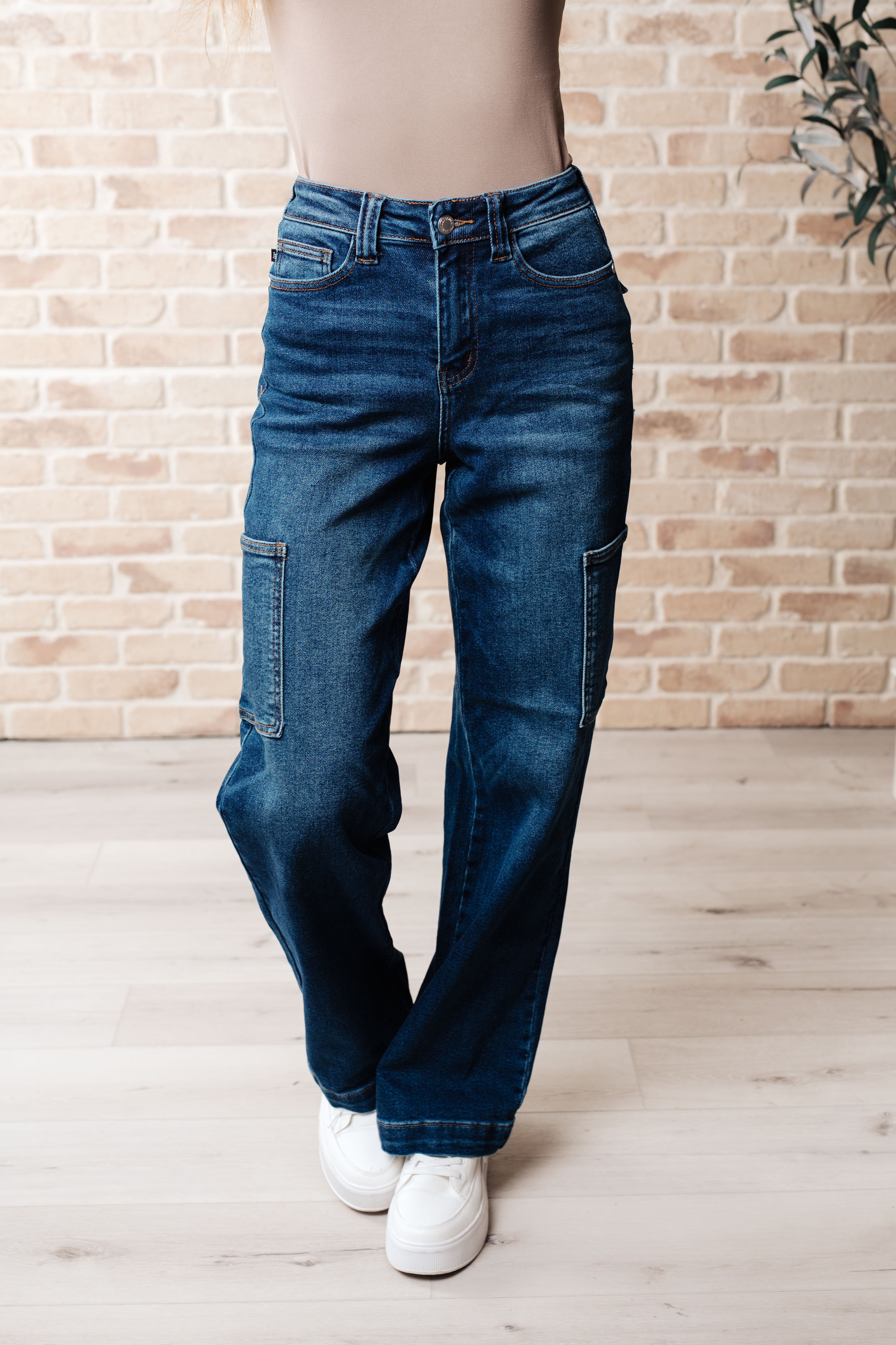 Leila High Rise Cargo Straight Jeans for Women - Trendy Casual Pants with Multiple Pockets | Perfect for Streetwear, Work & Everyday Outfits