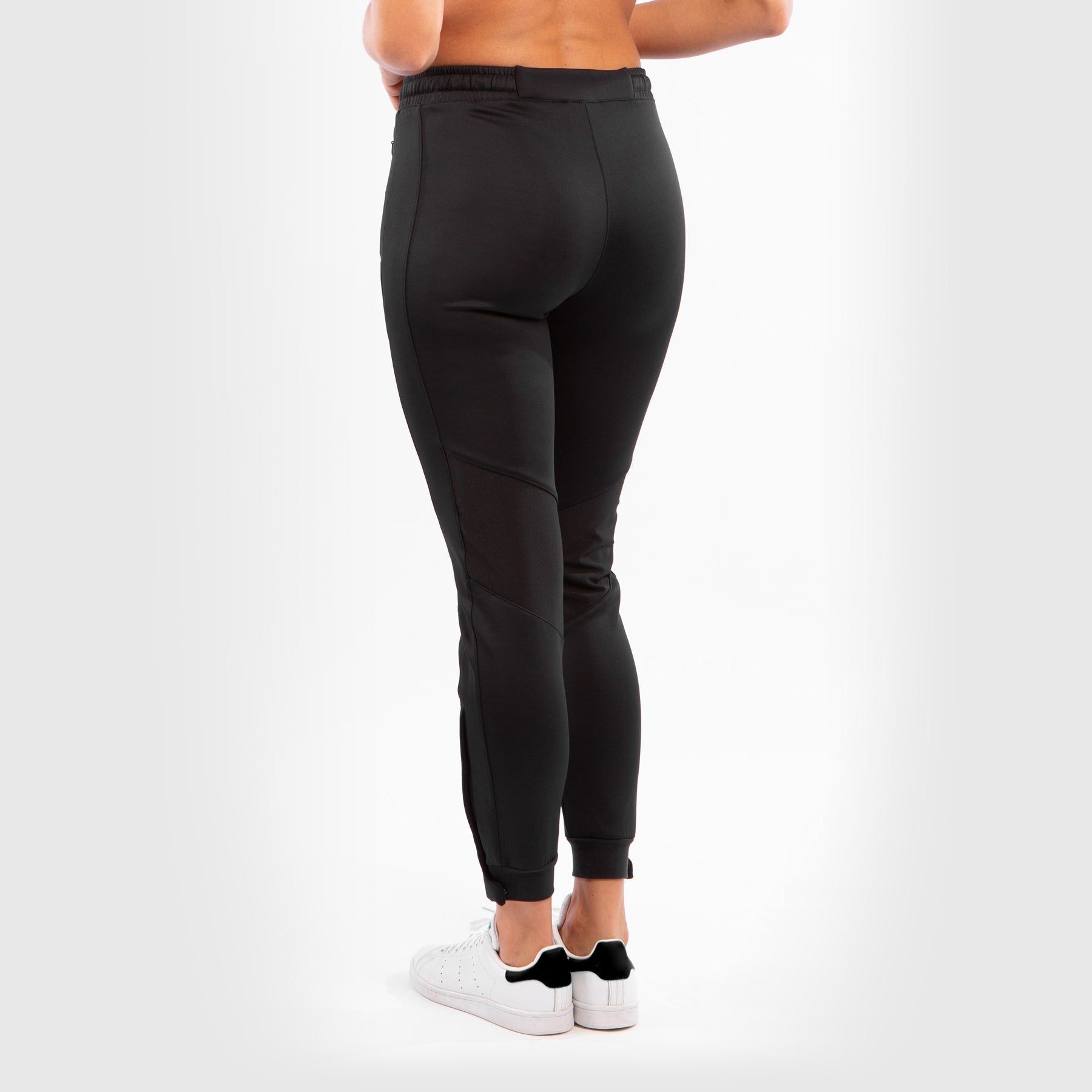 UFC Venum Authentic Fight Night Women's Walkout Pants - Black | MMA Training & Competition Gear for Female Fighters | Perfect for UFC Events, Gym Workouts & Martial Arts Training
