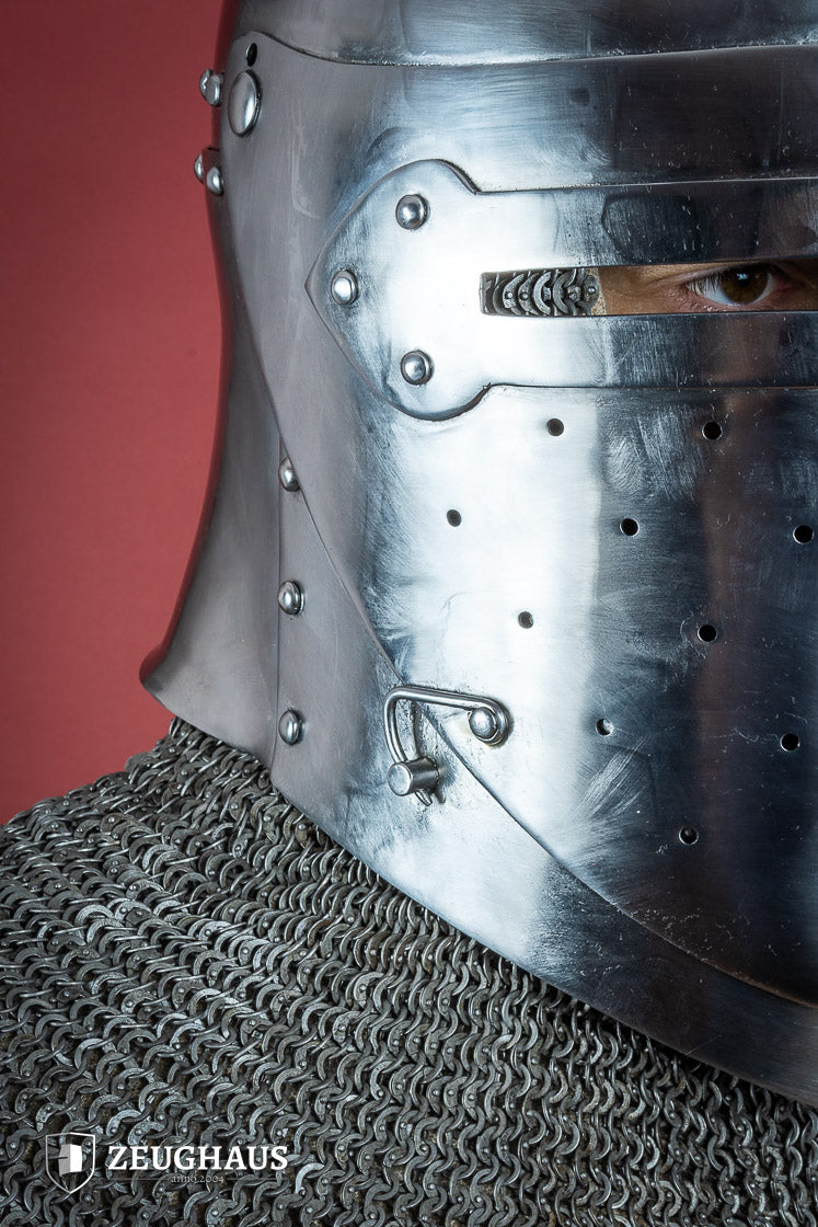 1.6mm Polished Sugar Loaf Helmet with Visor - Medieval Armor for LARP, Cosplay & Historical Reenactment