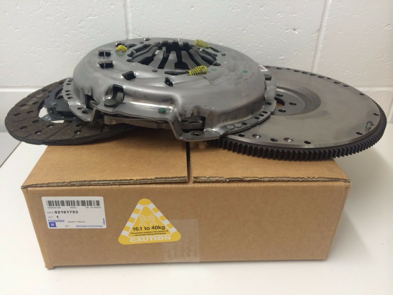 Holden Commodore VT VX VY VZ VE V8 Clutch & Flywheel Kit 92161753 - Performance Upgrade for Racing & Towing Applications