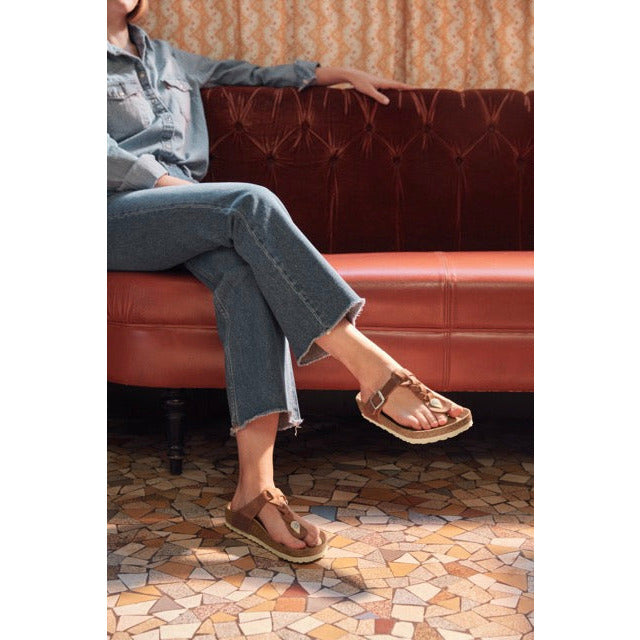 Birkenstock Gizeh Braid Oiled Leather Sandals for Women - Cognac Brown Comfort Footbed - Perfect for Summer, Beach, and Casual Outings