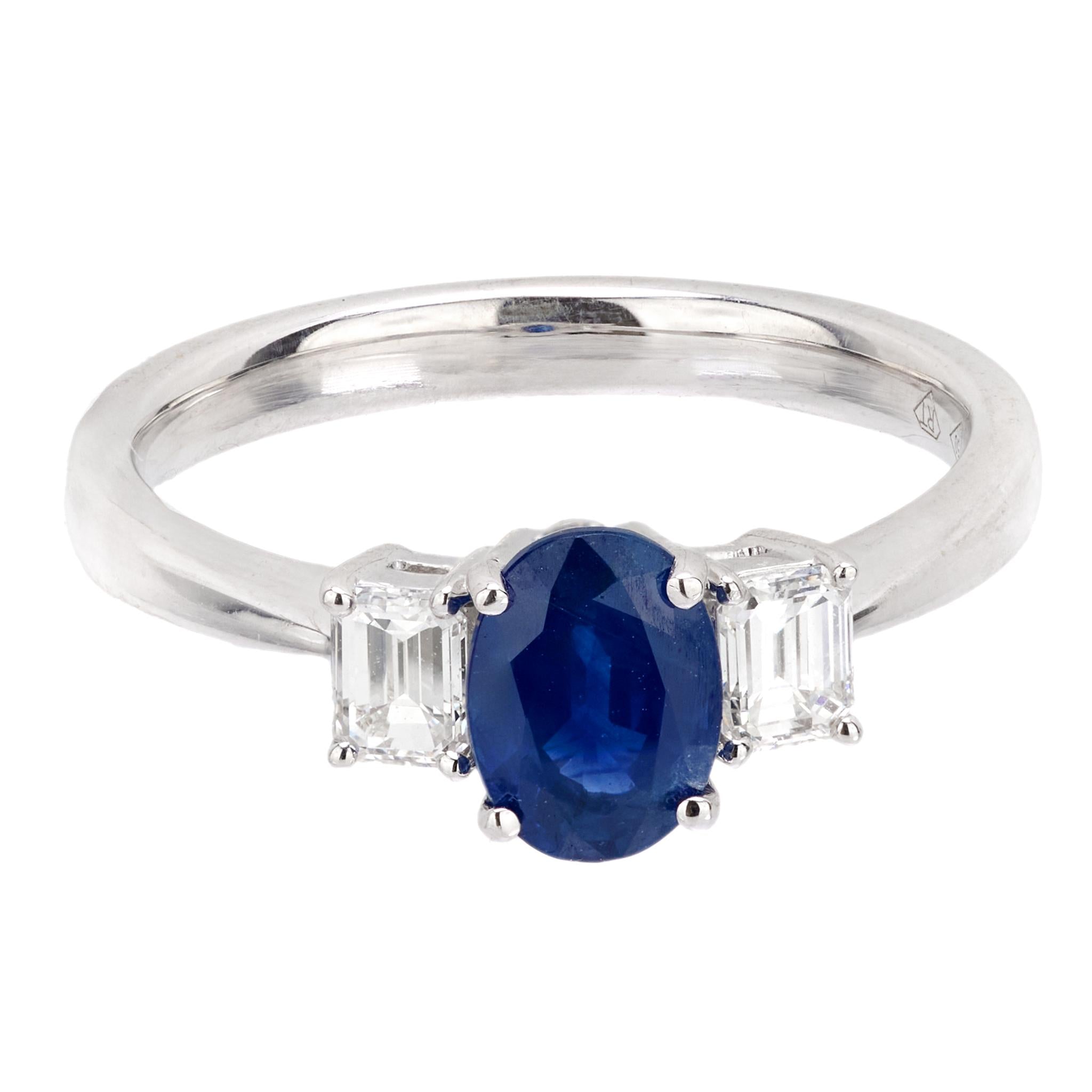 18K Gold Sapphire and Diamond Three Stone Ring for Women - Elegant Vintage Style Jewelry for Engagement, Wedding, and Anniversary Gifts