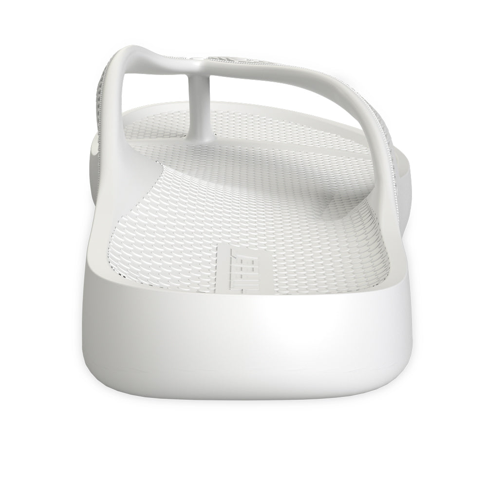 LightFeet Arch Support Flip Flops for Women & Men - Comfortable Orthopedic Sandals with Cushioning - White - Perfect for Beach, Pool & Summer Walking