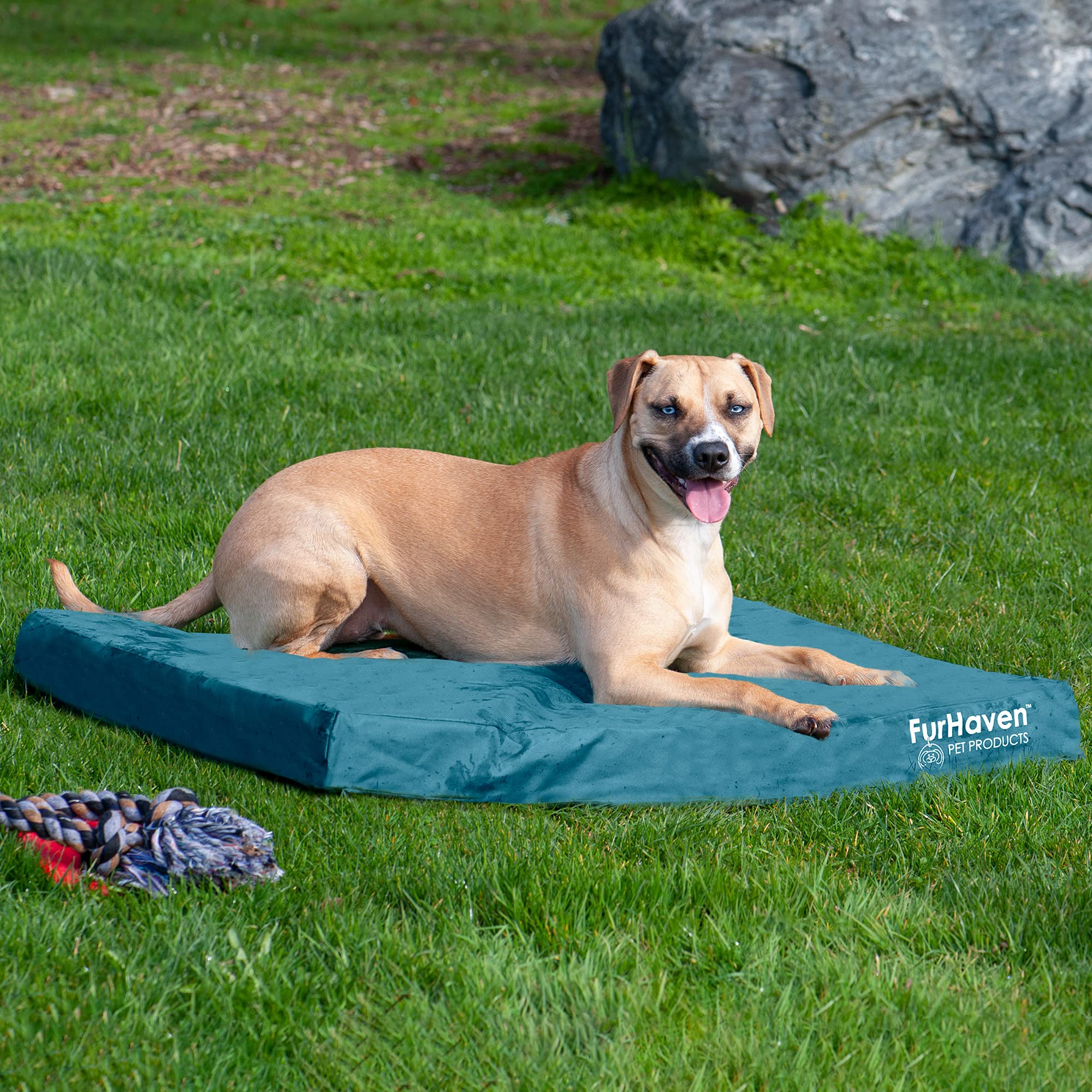 Furhaven Cooling Gel Dog Bed for Large Dogs, Water-Resistant & Washable - Indoor/Outdoor Use