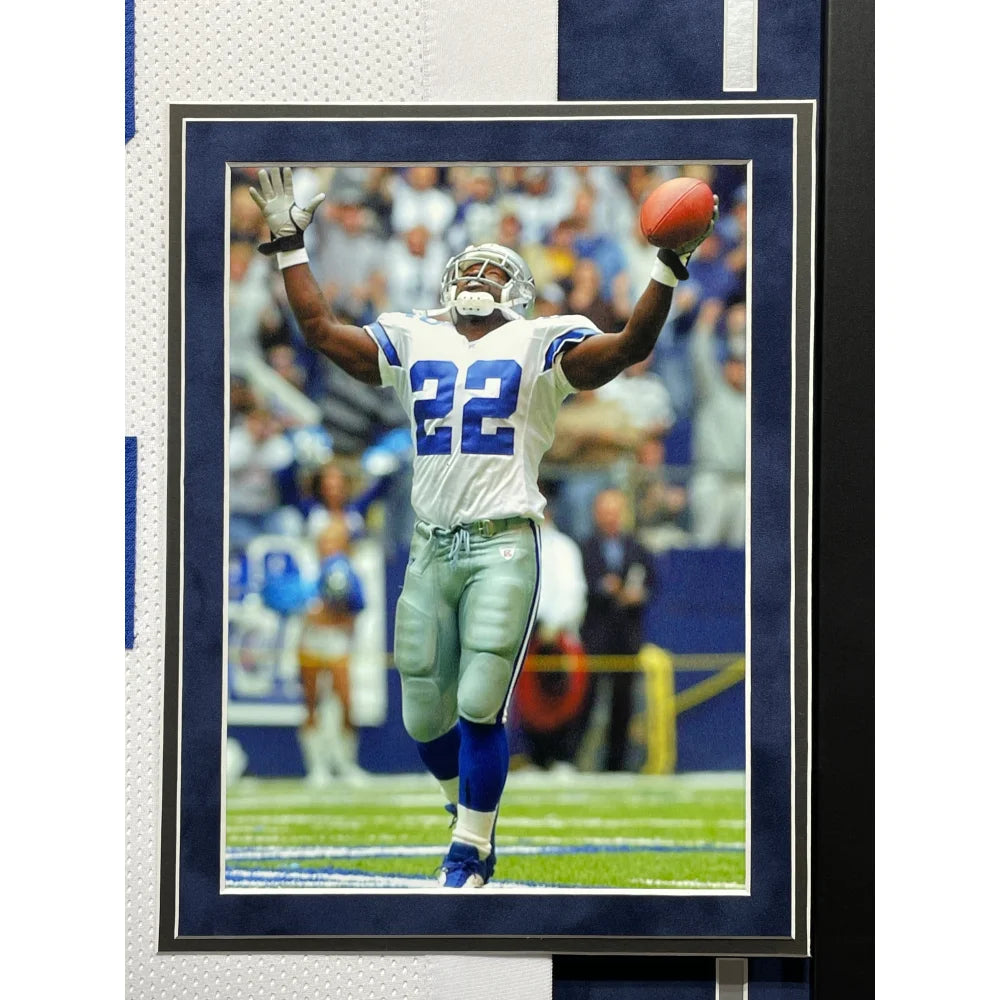 Emmitt Smith Autographed Dallas Cowboys Jersey - Framed BAS Prova Signed White Football Memorabilia - Perfect for Sports Fans, Collectors & Man Cave Decor