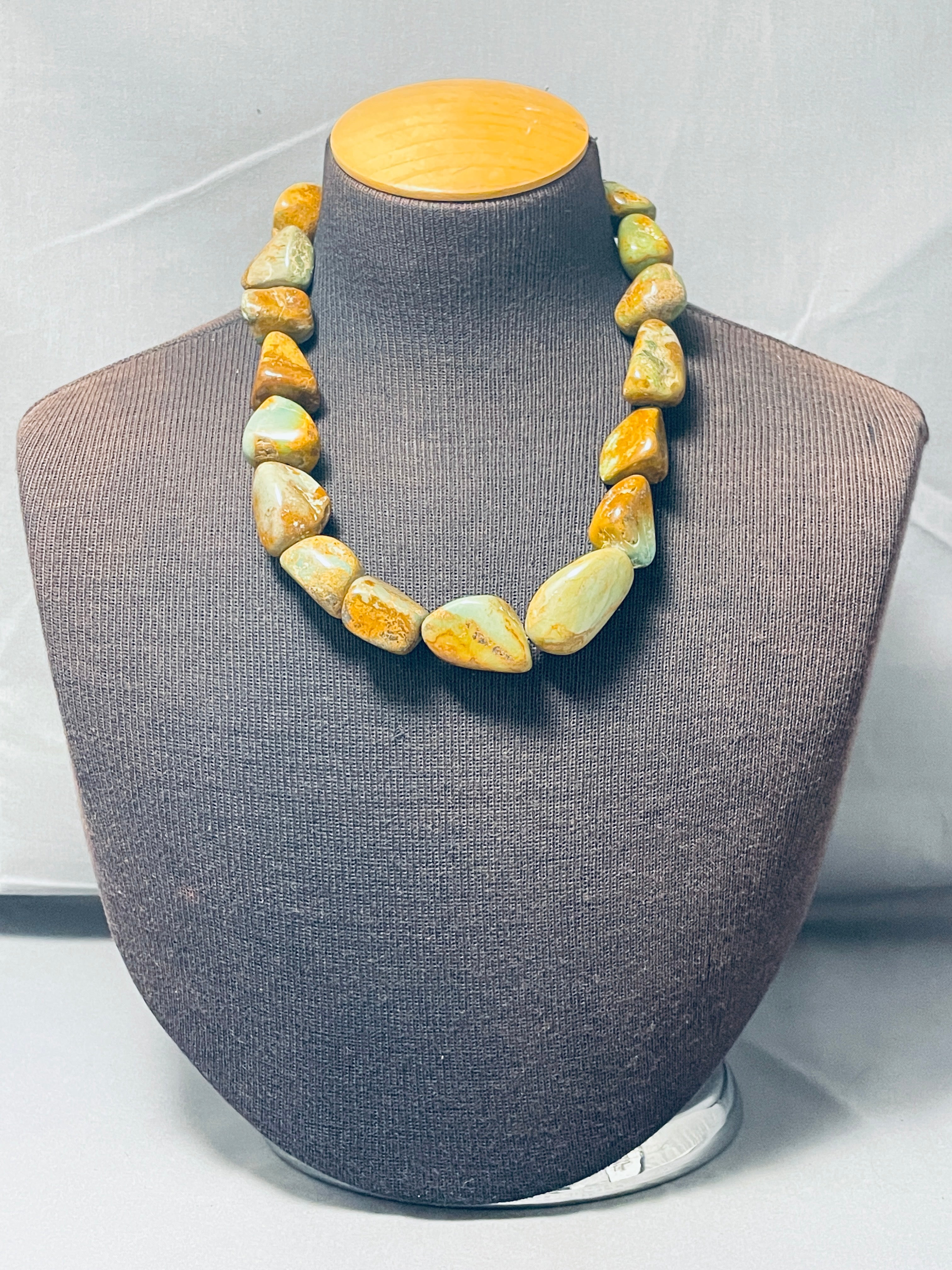 Vintage Navajo Sterling Silver Necklace with Green Turquoise - 196g Authentic Native American Jewelry for Women - Perfect for Boho, Western & Festival Outfits