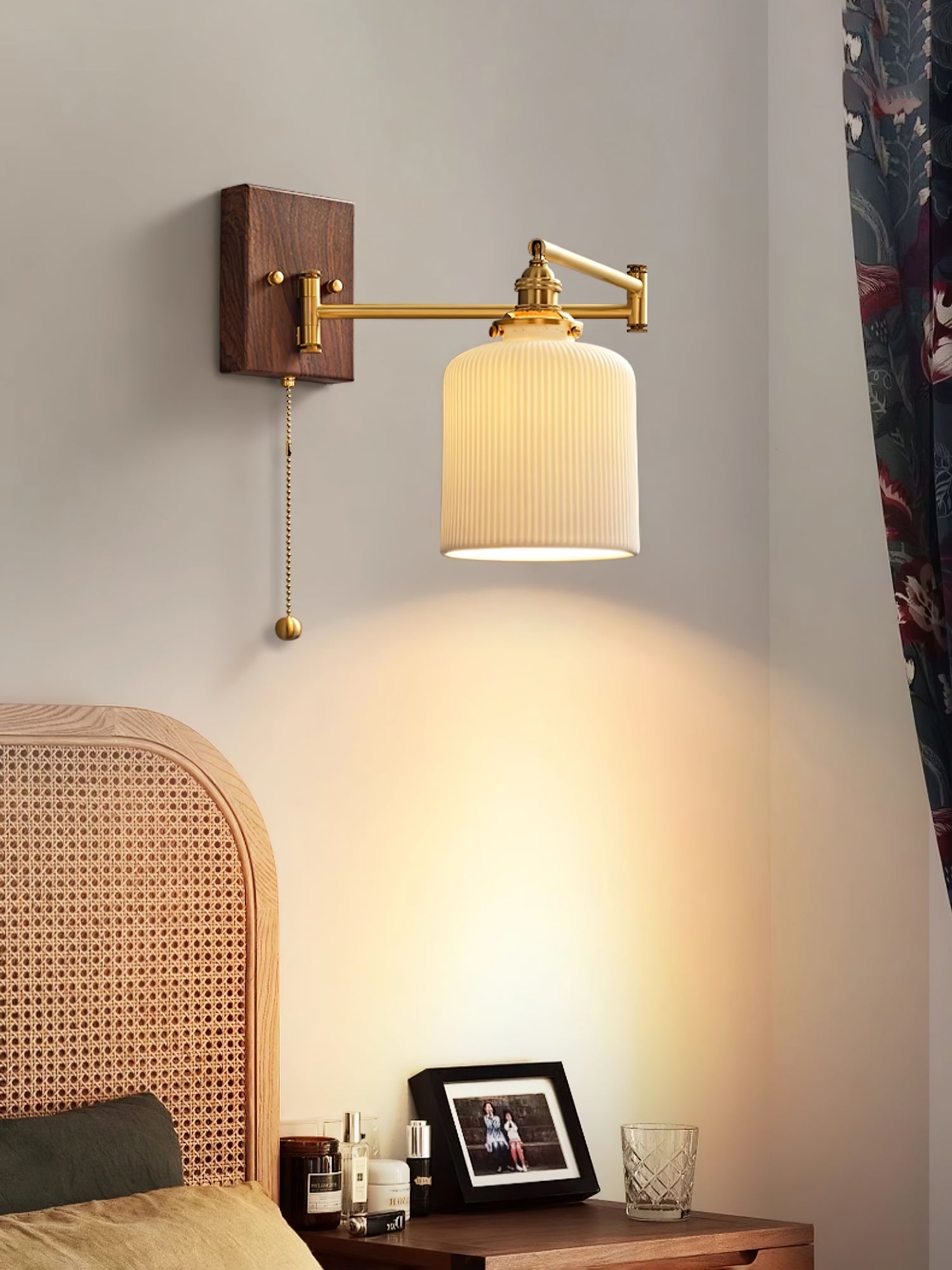 Modern Ceramic Geometric Wall Lamp - Minimalist Home Decor for Living Room, Bedroom & Office - Stylish Ambient Lighting for Indoor Spaces
