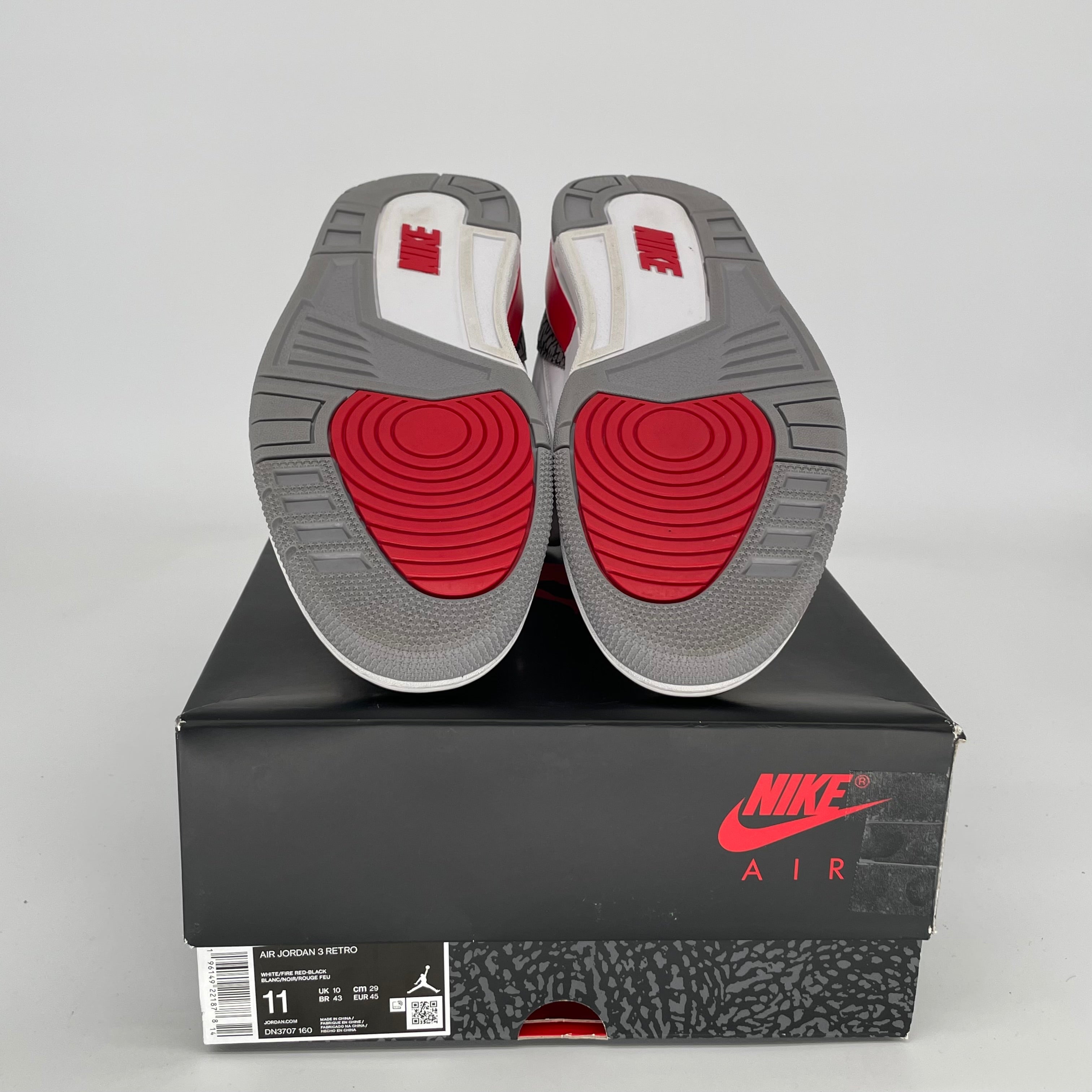 Original Air Jordan 3 Fire Red Men's Basketball Shoes - Size 11 (DN3707-160) | Retro Sneakers for Streetwear & Basketball Games