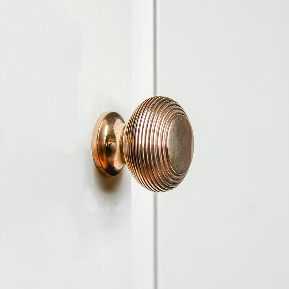 Polished Bronze Beehive Cabinet Knobs - Vintage Style Drawer Pulls for Kitchen, Bathroom & Furniture - 10 Pack (1.25 inch) - Perfect for Home Renovation & DIY Projects