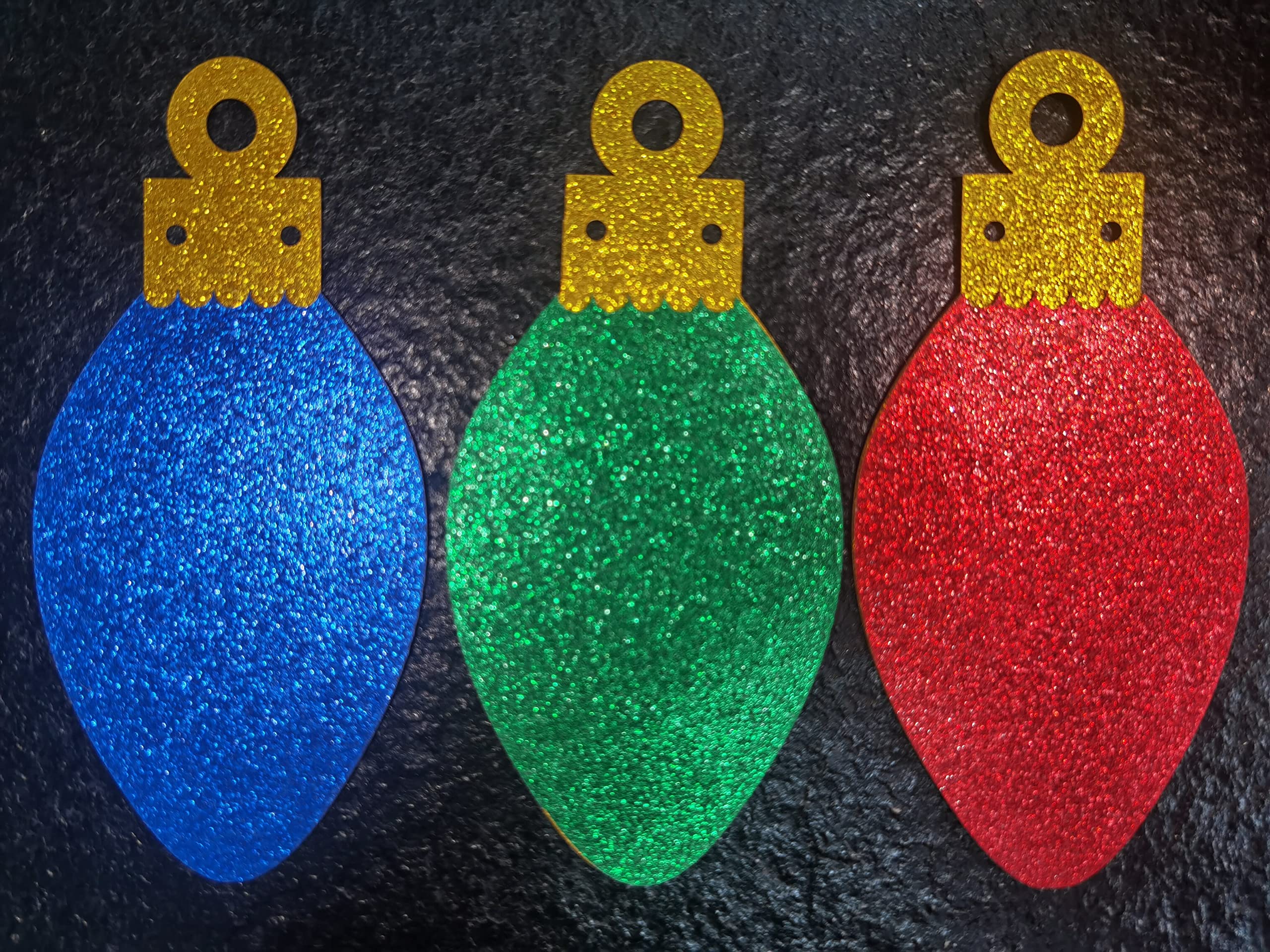 Glittery Red Merry Friendsmas Banner Light Bulb Garland - Friends Themed Party Decor for Christmas, Office & Indoor Home Decor - Perfect for Holiday Gatherings, Friend Celebrations & Festive Ambiance