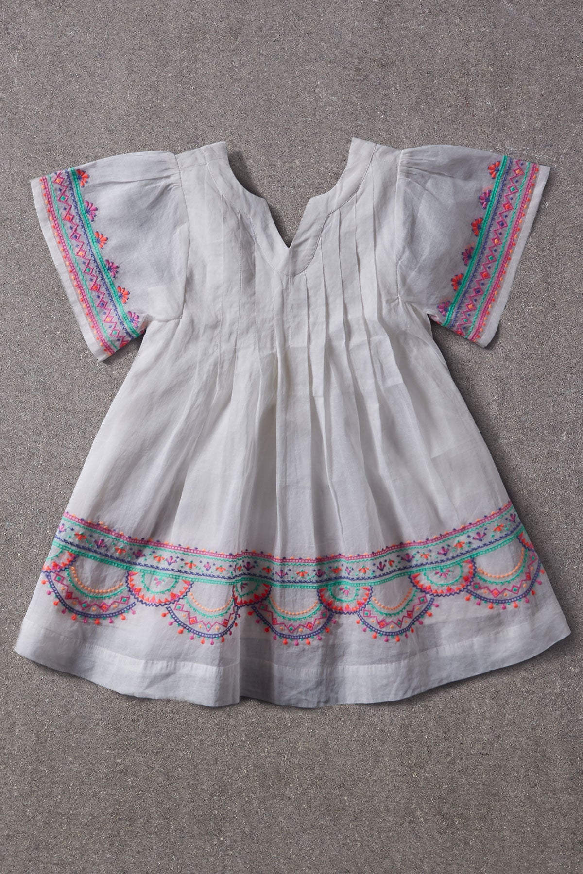 Nellystella Ava Girls Dress - Bright White, Size 4 | Cute Casual & Party Outfit for Toddler Girls | Perfect for Birthday, Photo Shoots & Special Occasions