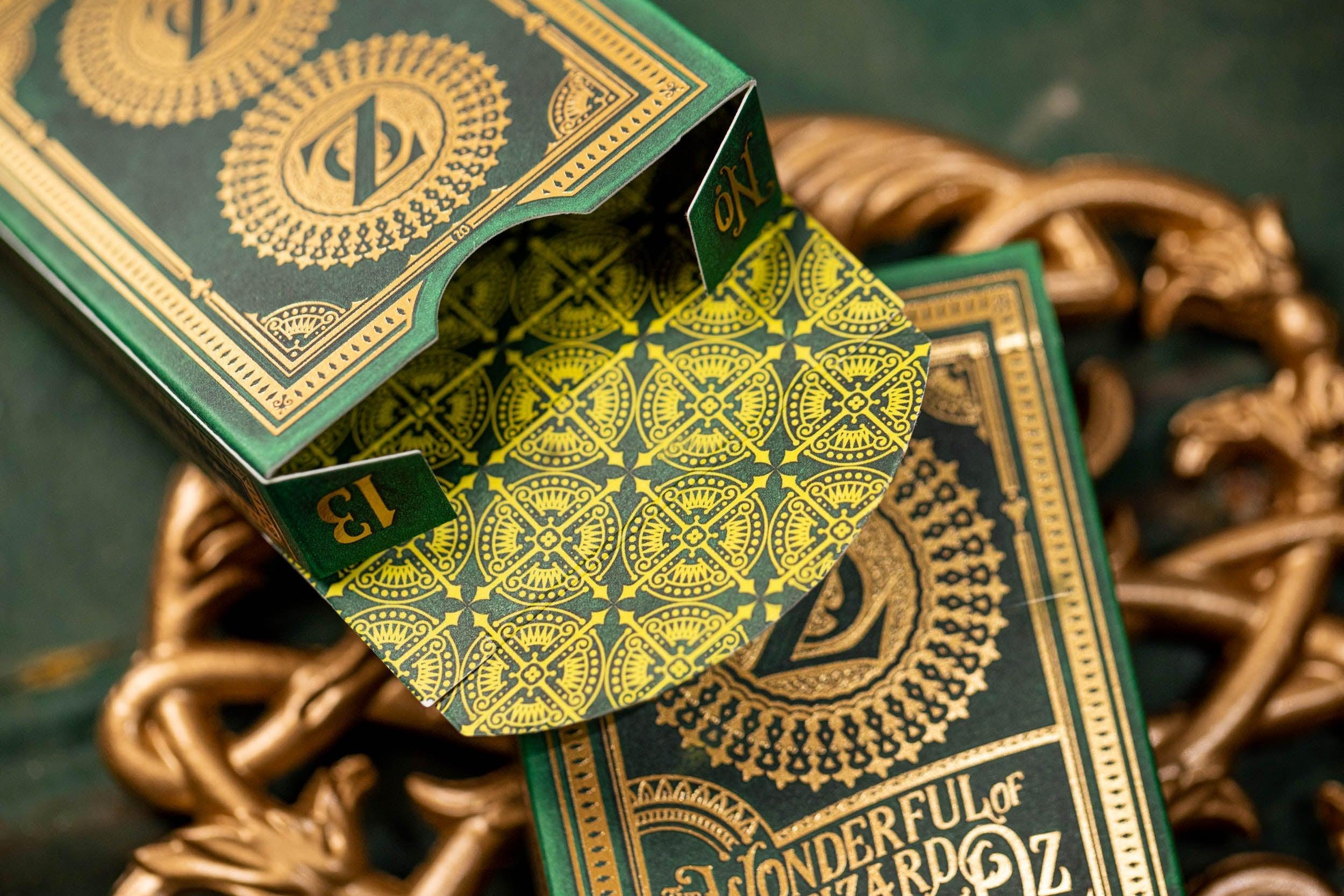 The Wizard of Oz Playing Cards - Premium Collectible Deck for Card Games, Magic Tricks & Gifts | Perfect for Movie Fans, Collectors & Game Nights