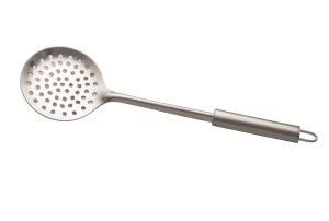 Premium Stainless Steel Oil Skimmer with Long Handle - Matte Silver Finish for Deep Frying, Soup & Cooking - Durable Kitchen Utensil for Restaurants & Home Chefs