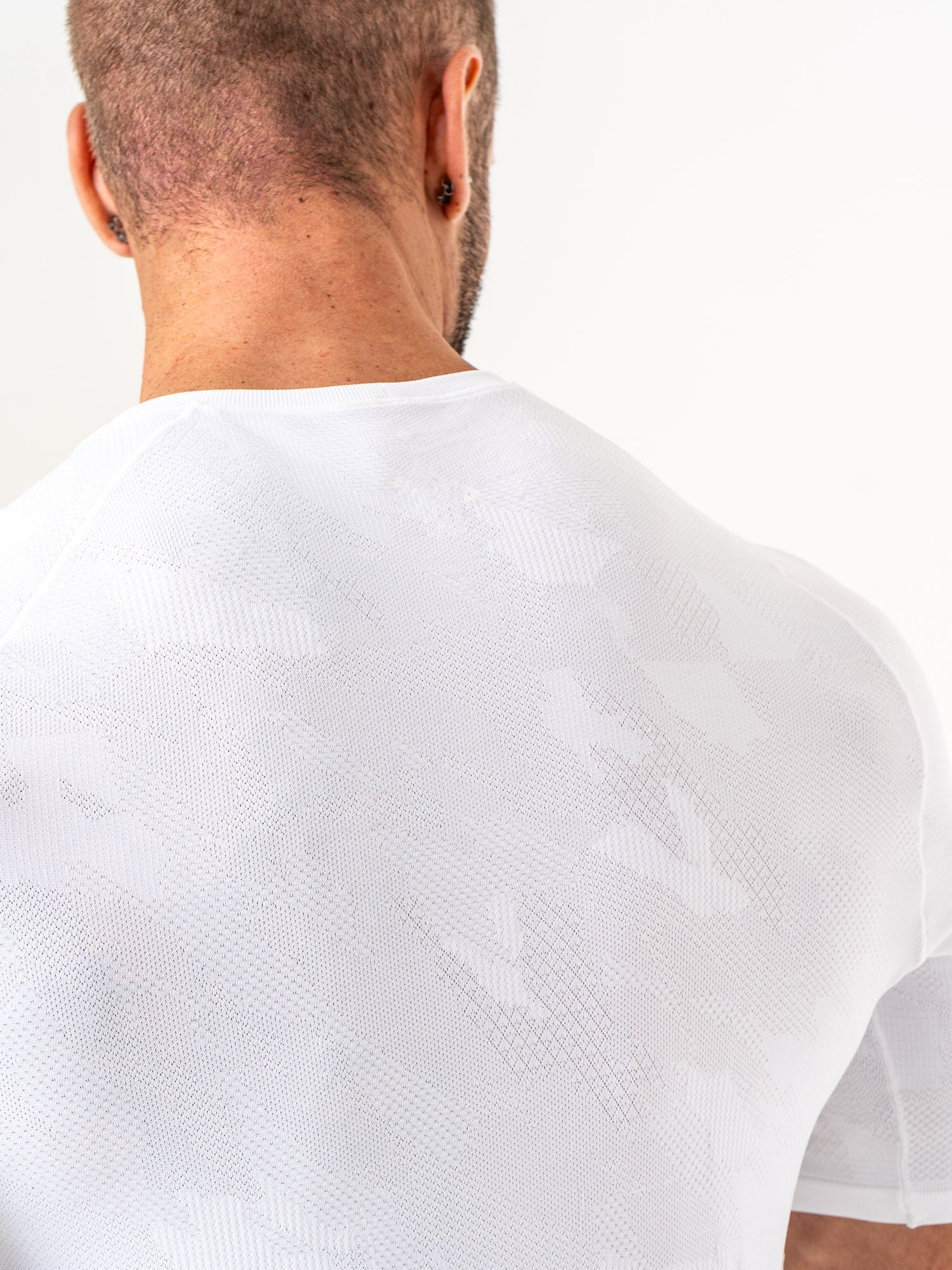 Aero Core Seamless T-Shirt for Men - Breathable White Cotton Tee for Gym, Running & Everyday Wear