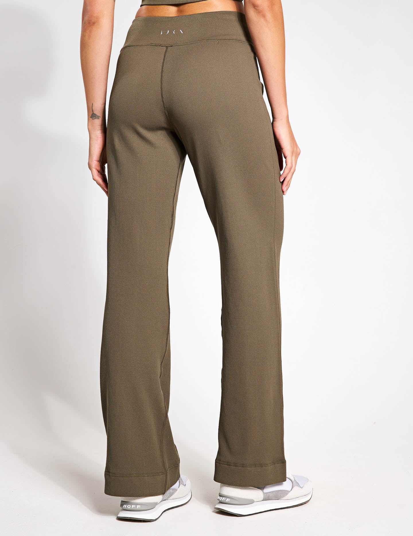 Fait Pants for Women - Comfortable Walnut Brown Trousers | Perfect for Work, Travel & Casual Outfits