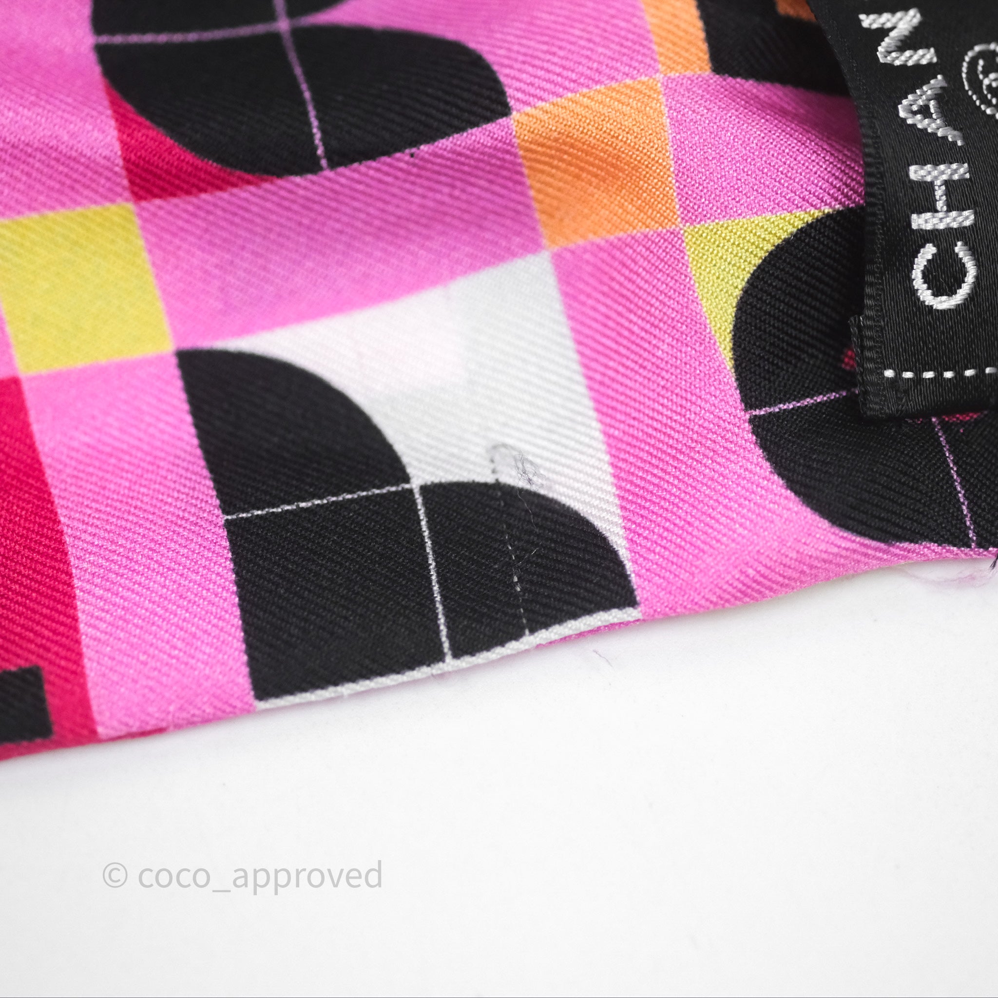 Chanel CC Silk Twilly Scarf in Pink - Luxury Fashion Accessory for Women, Perfect for Handbags, Hats & Gift Giving