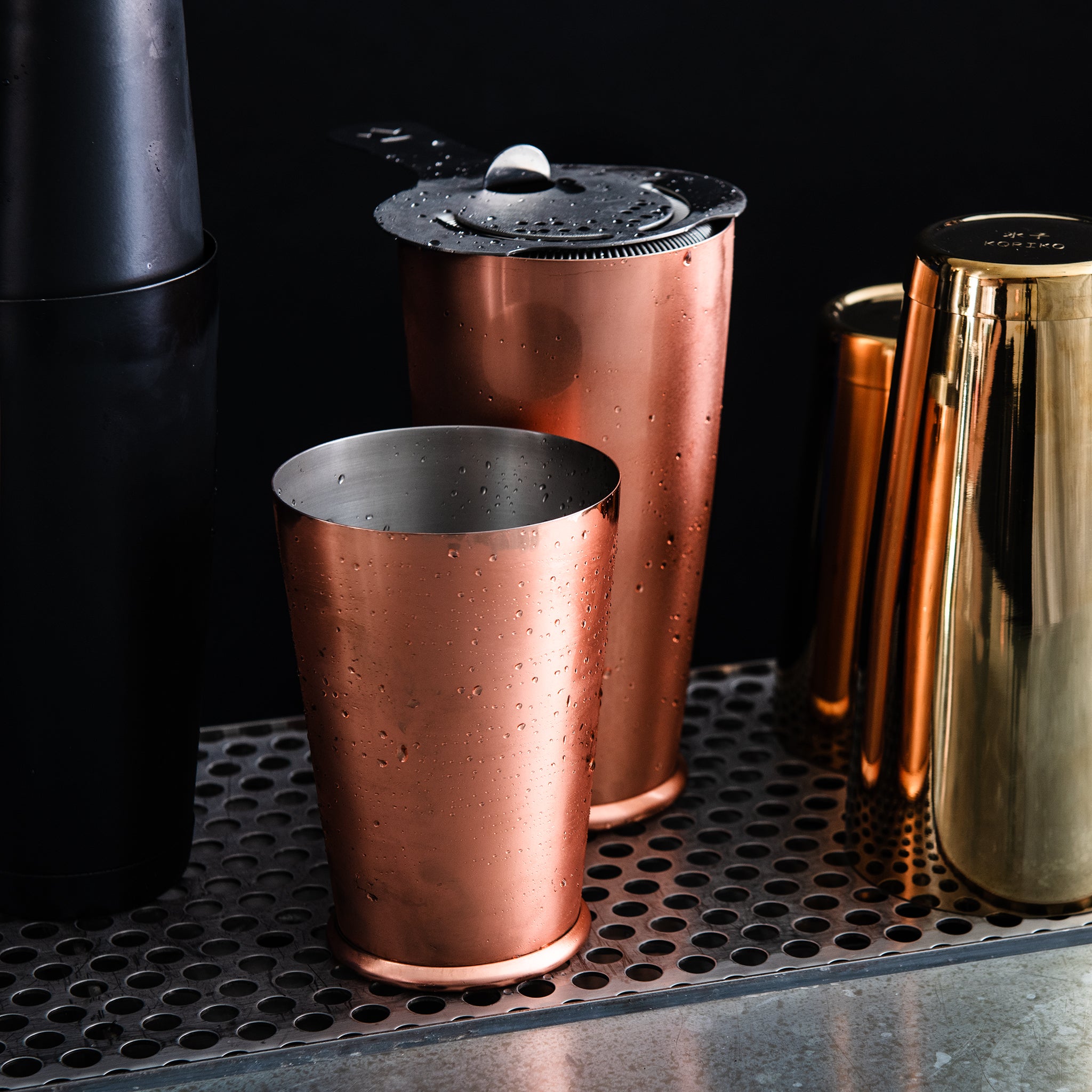 LEOPOLD™ Small Weighted Copper Plated Shaking Tin - 18oz (532ml) Cocktail Mixing Tool for Bartenders & Home Bars - Perfect for Martinis, Margaritas & Shaken Drinks