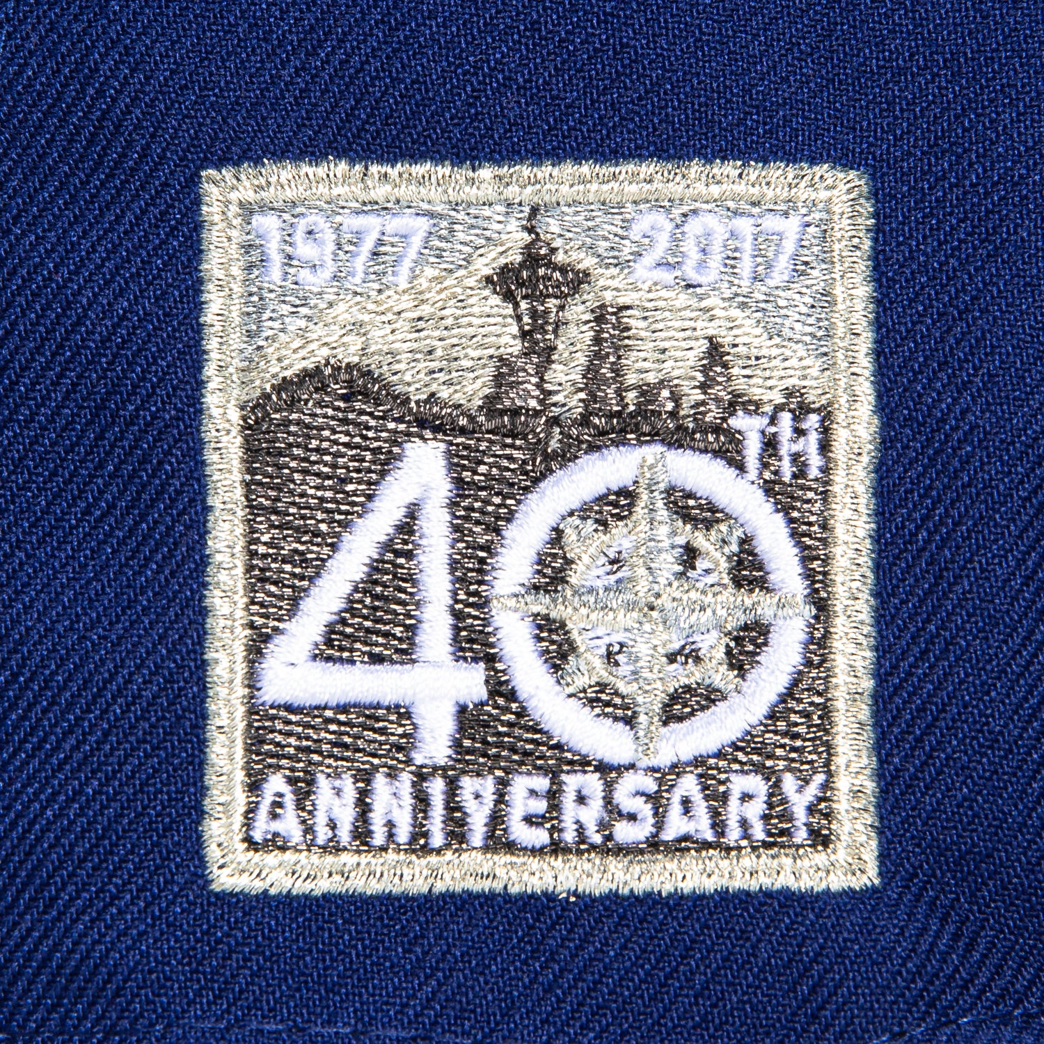 New Era 59Fifty Roll Out Pack Seattle Mariners 40th Anniversary Patch Baseball Cap - Royal & Navy Blue Adjustable Snapback Hat for Men | MLB Fan Gear, Sports Events & Casual Wear