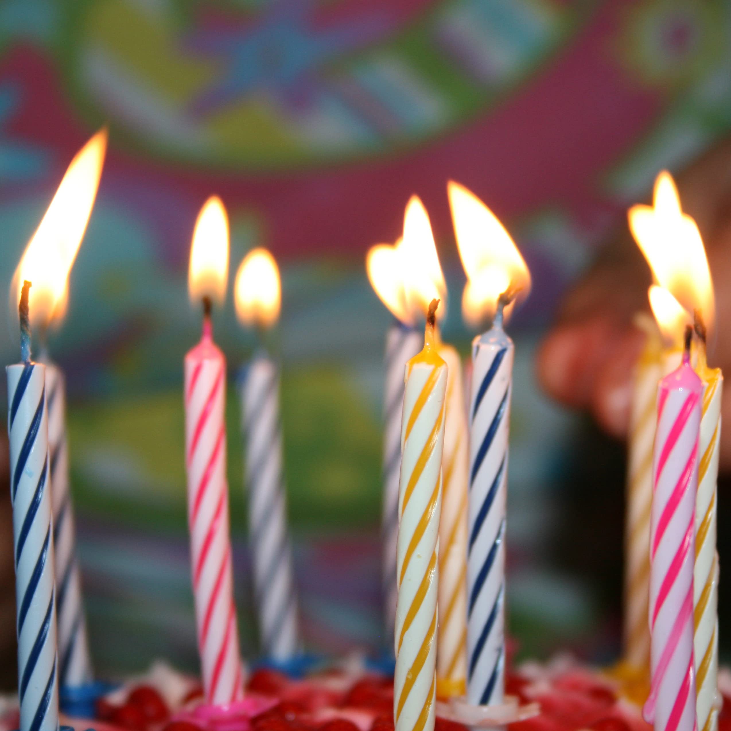 Quick Light Birthday Candles 4-Pack (48 Candles) with Air Cannon for Fun Party Blowouts