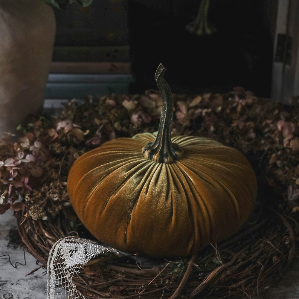 Luxury Velvet Pumpkin Decor for Fall - Elegant Autumn Home Decor, Thanksgiving & Halloween Table Centerpiece, Seasonal Mantel Display